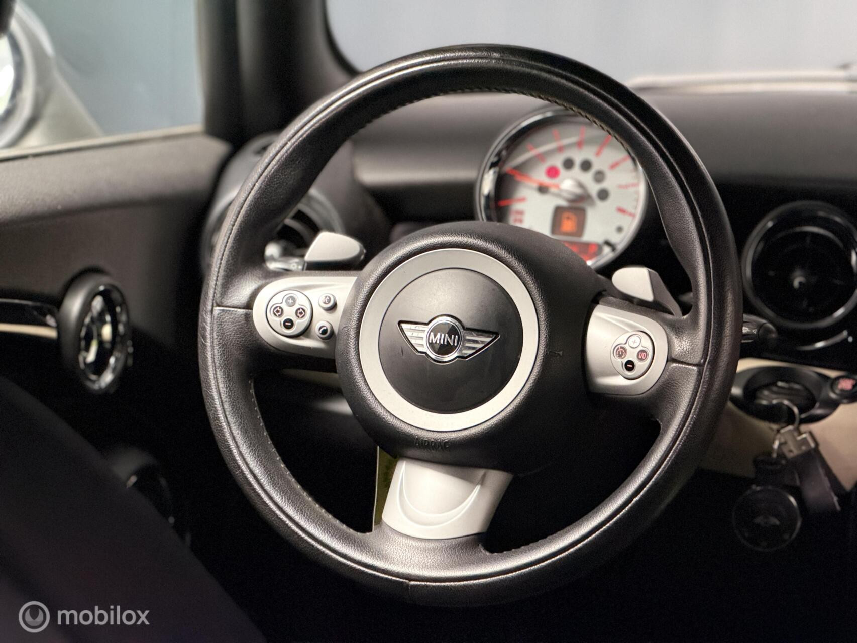 MINI Clubman 1.6 Cooper Chili | Automaat | NAP | Cruise |Airco