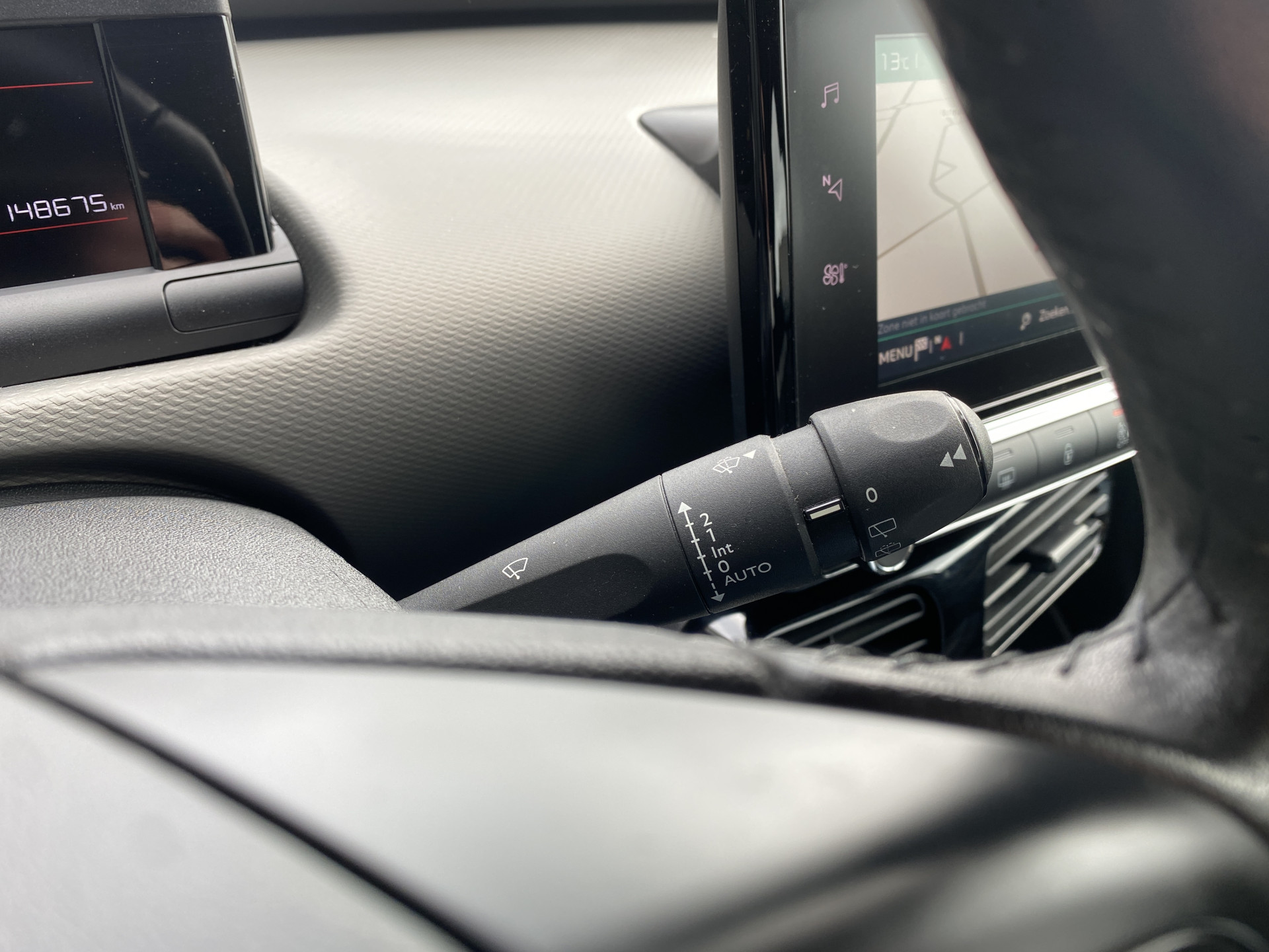 Citroën C4 Cactus 1.2 PureTech Business | navigatie | trekhaak | cruise control | parkeersensoren | apple carplay/android auto