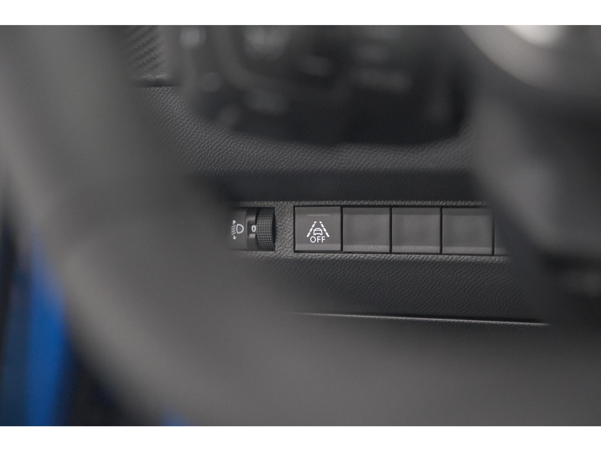 Peugeot 208 PureTech 100 Allure | Stoelverwarming | Adaptieve Cruise Control | Camera | Apple Carplay