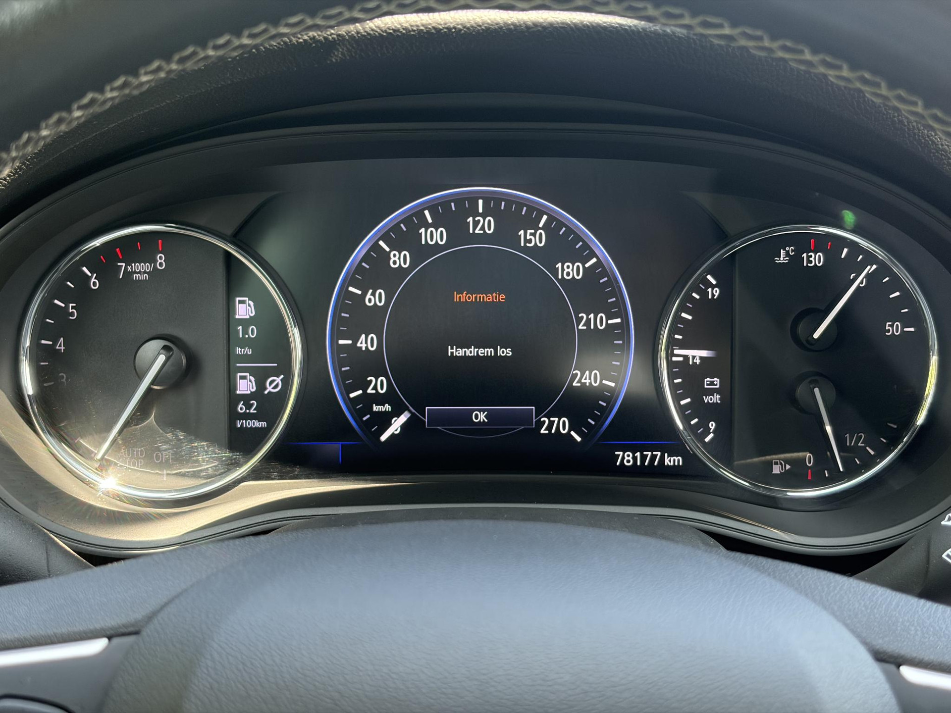 Opel Astra Sports Tourer 1.2 Ultimate 146pk,Afn Trekhaak,Camera,Keyless,Carplay,6 Bak,Stoelverw,Lm velgen,Alcantara-Leder,Dealer Onderhouden,Clima,Cruise,Dodehoek,Rijstrooksensor,N.A.P,Pdc V+A,Apk tot 07-2028