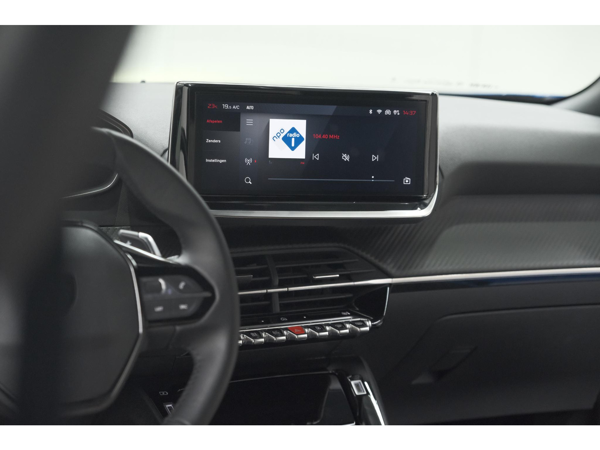 Peugeot 2008 PureTech 130 EAT8 Blue Lease Allure | Camera | Navigatie | Parkeersensoren | Apple Carplay