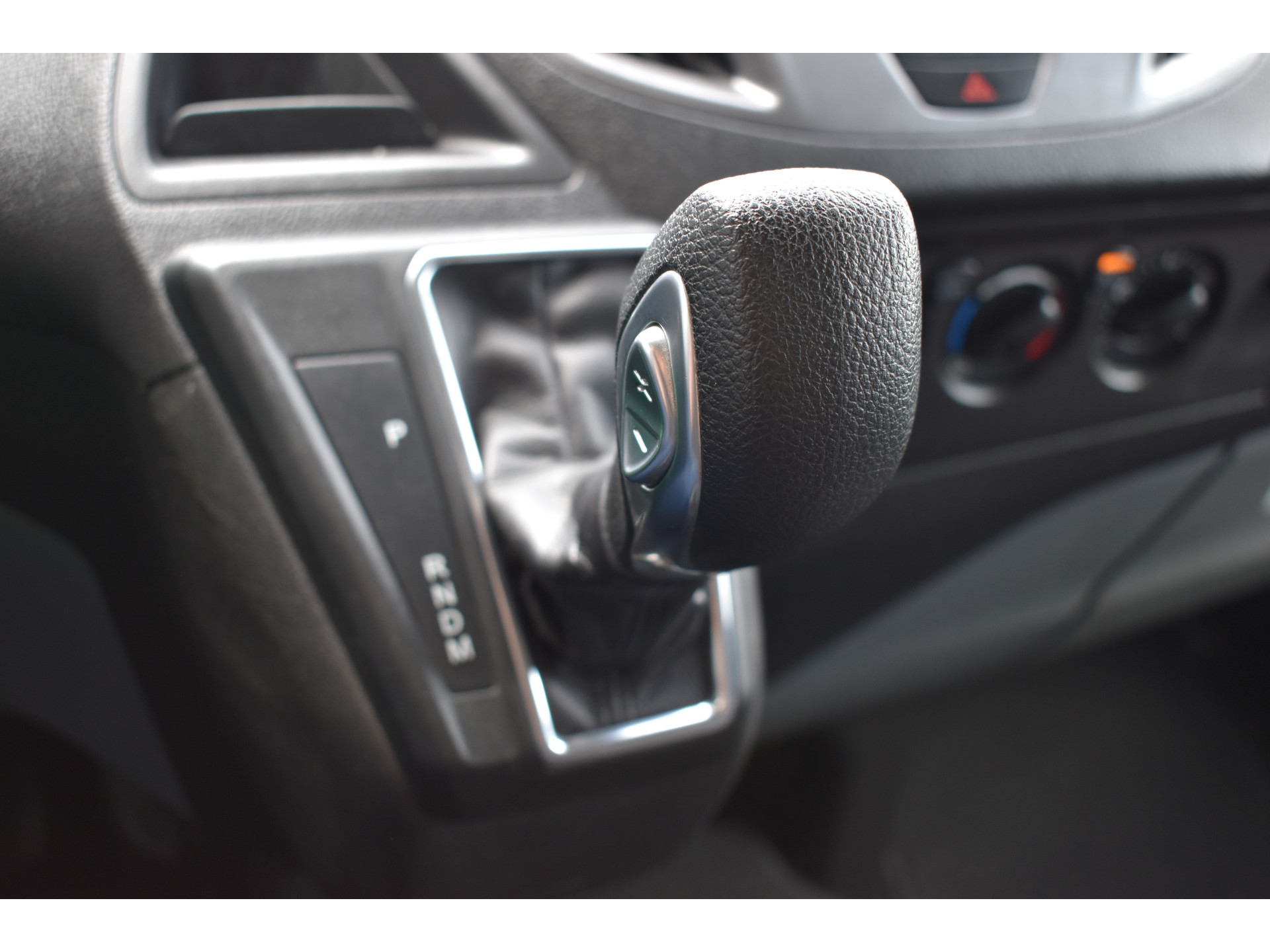 Ford Transit Custom 310 2.0 TDCI L2H1 Sport Euro 6 Trekhaak