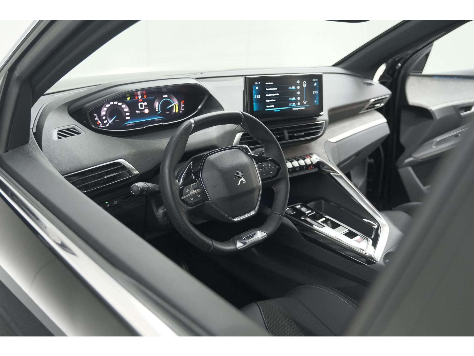 Peugeot 3008 136 Hybrid e-DCS6 GT | 360 Camera | Adaptieve Cruise Control | Elektrische Kofferklep | Stoelverwarming