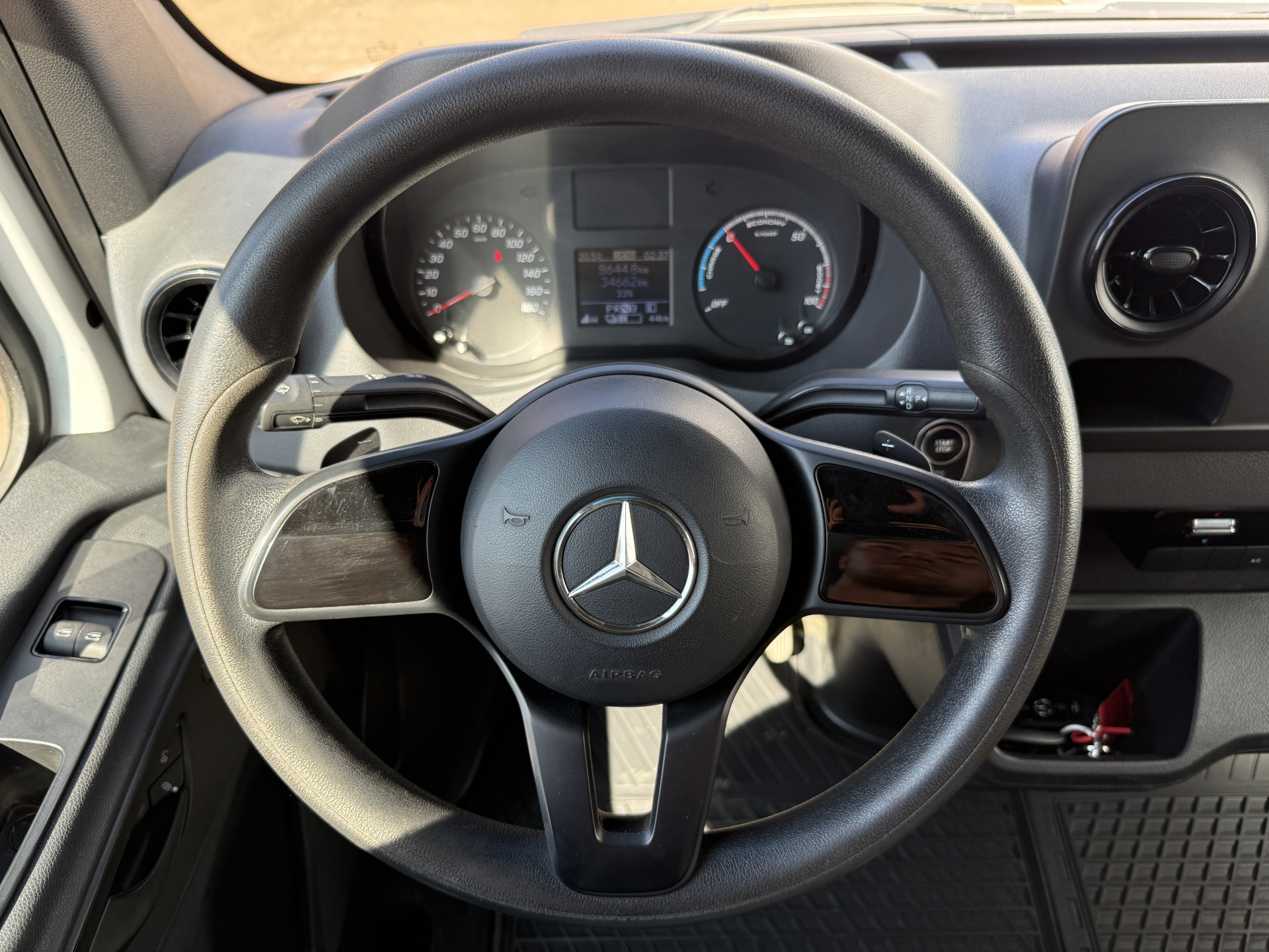 Mercedes-Benz eSprinter 312 55kWh L2H2 Elektrisch 168km WLTP 80kw Snelladen Climate Control