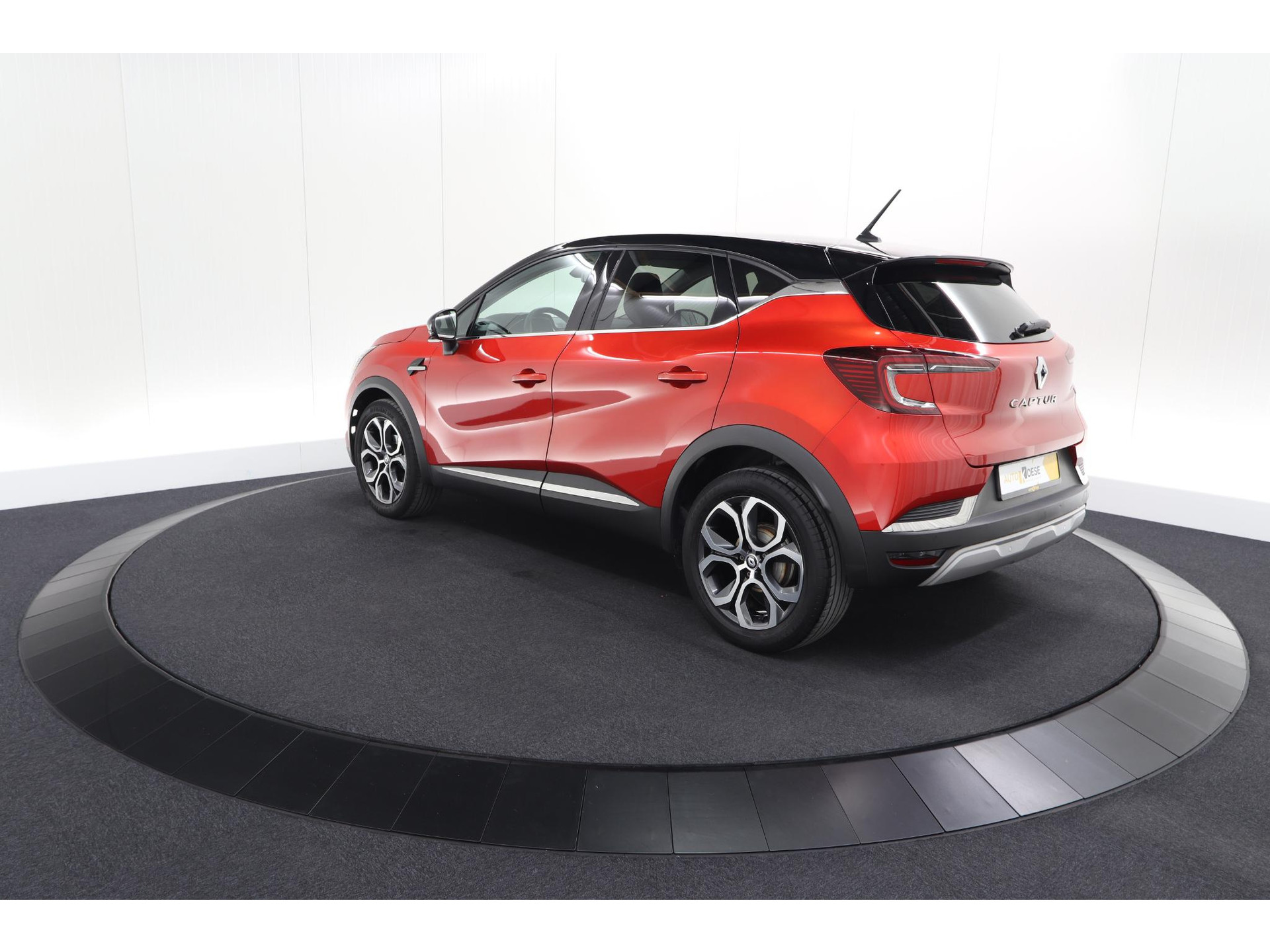 Renault Captur 1.0 TCe 90 Intens | Navigatie | Camera | Parkeersensoren | Apple Carplay