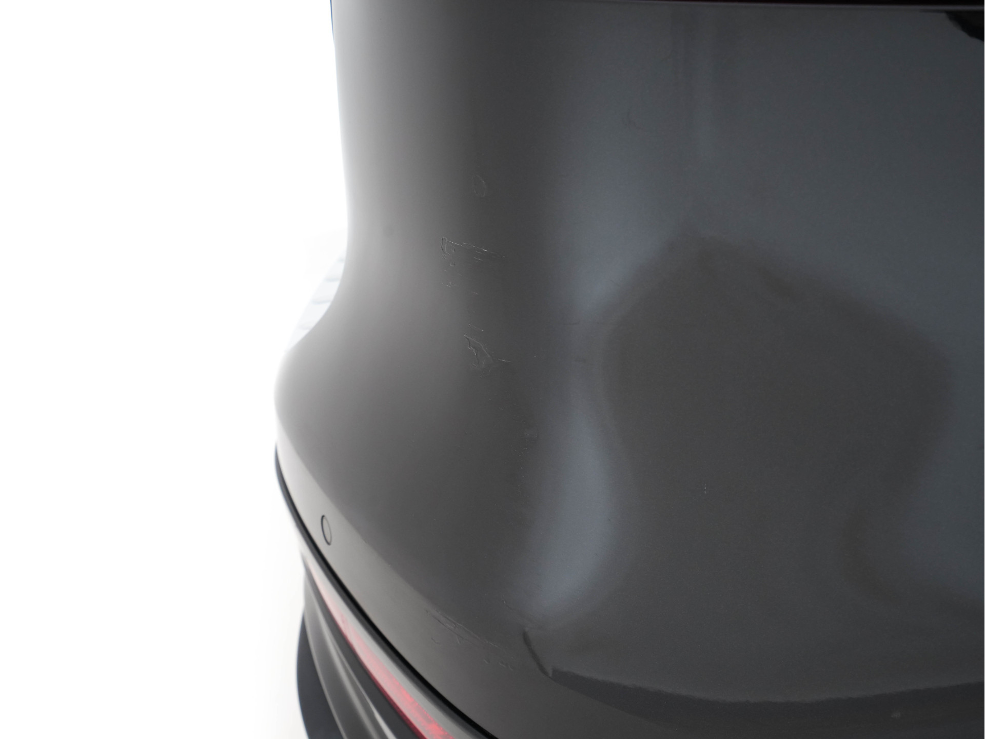 Volkswagen Touareg 3.0 TDI R-line-Pack Chrome-Pack Aut. *PANO | FULL-LEATHER | NAVI-FULLMAP | XENON | DYNAUDIO | MEMORY-PACK | ECC | SHIFT-PADDLES | PDC | DAB | COMFORT-SEATS | 21"ALU*