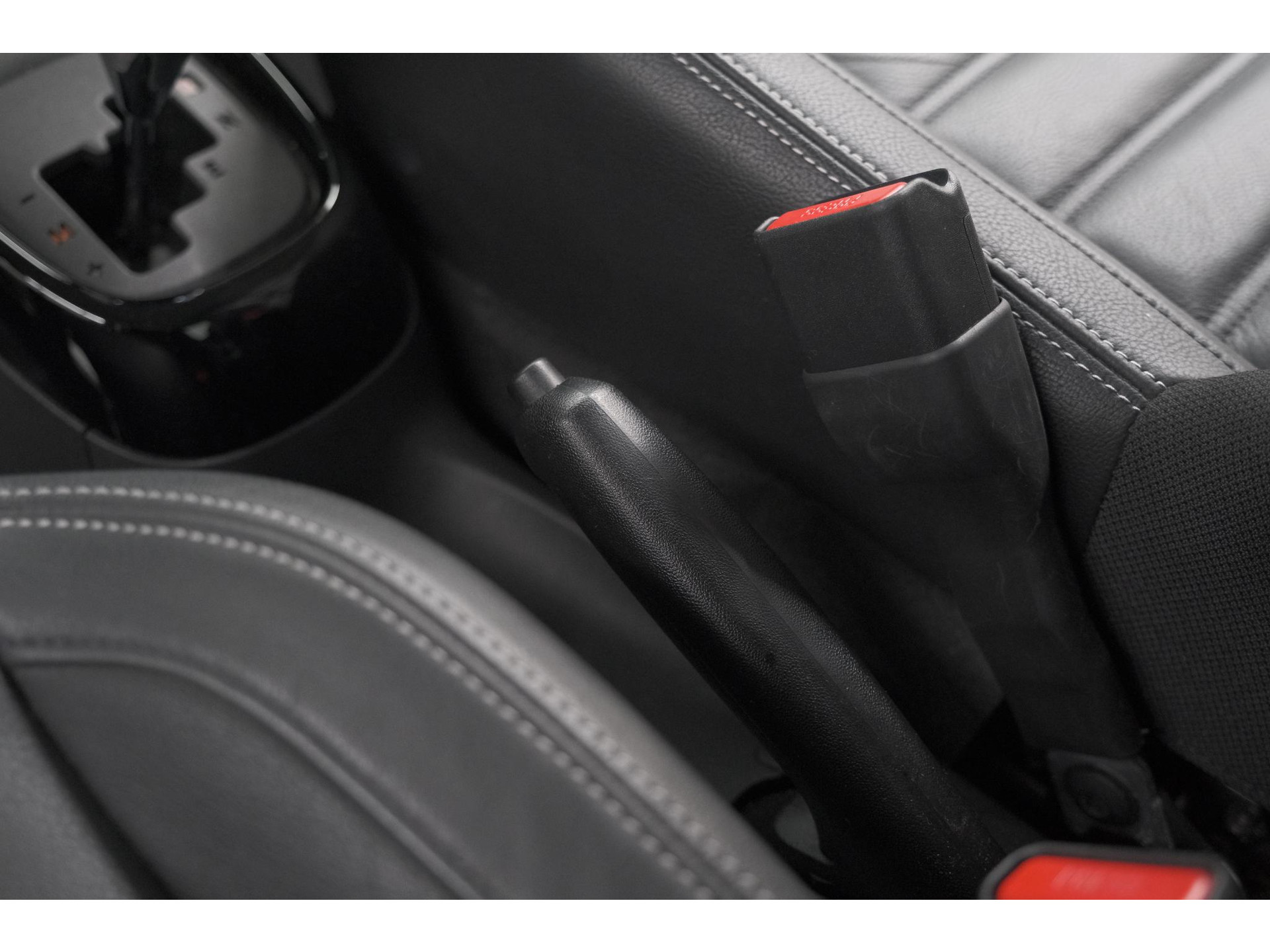 Citroen C1 1.0 VTi Shine | Automaat | Stoelverwarming | Camera | Lederen bekleding