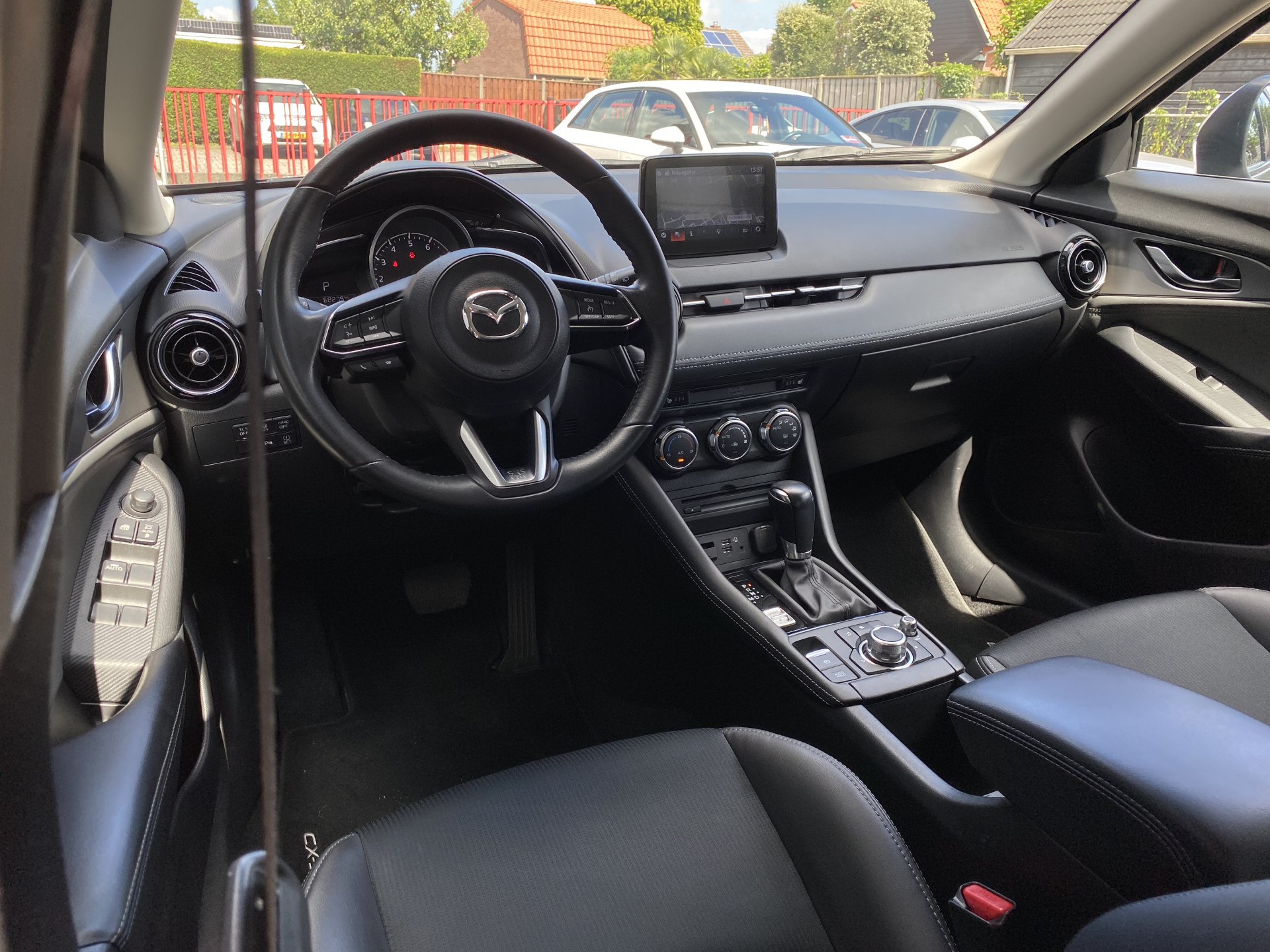 Mazda CX-3 2.0 SkyActiv-G 120 GT-M AUT. | navigatie | trekhaak | leder interieur | head up display | camera | apple carplay