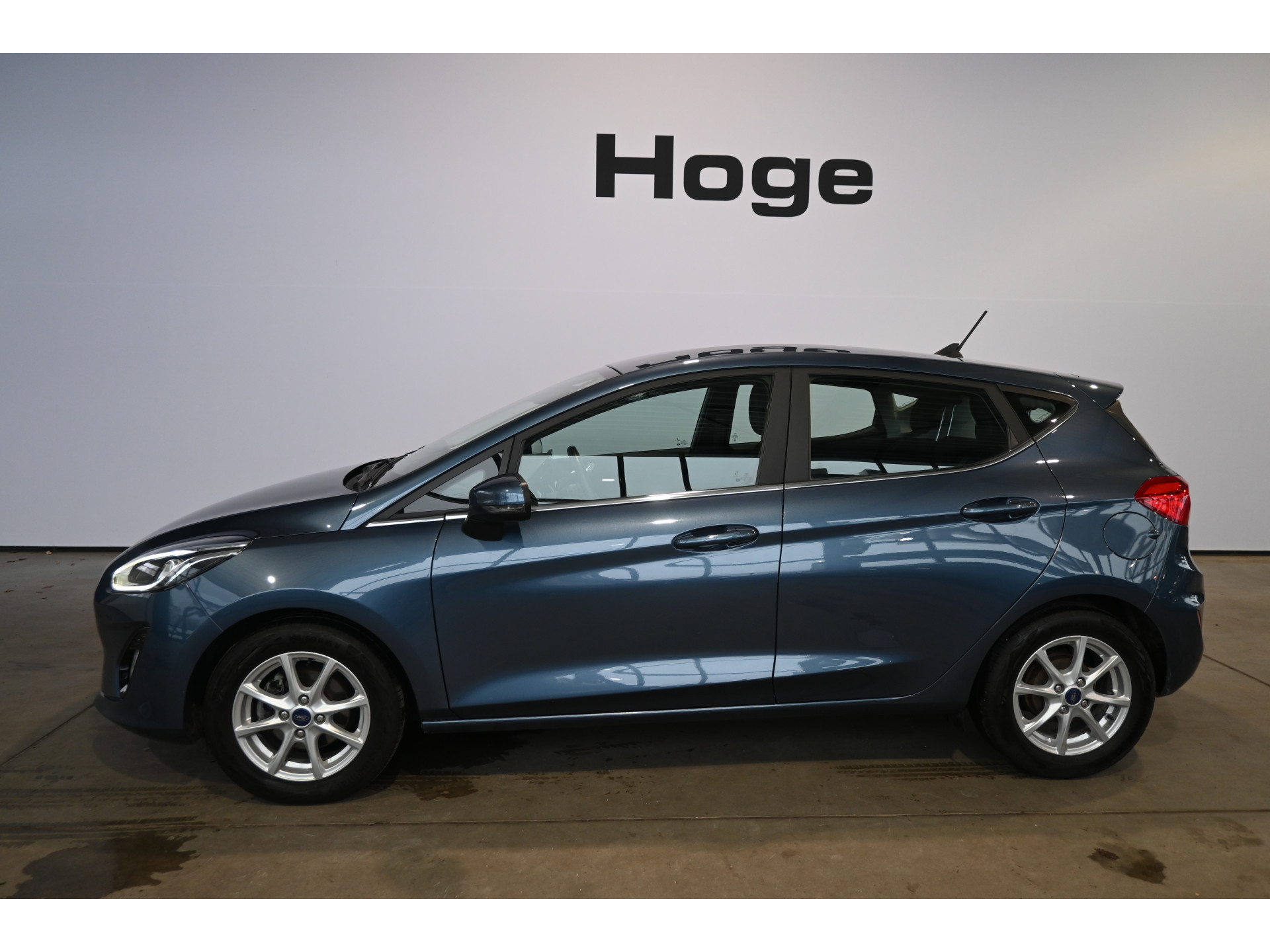 Ford Fiesta 1.0 EcoBoost Titanium Automaat Clima Navigatie LED Carplay Rijklaarprijs Inruil Mogelijk!