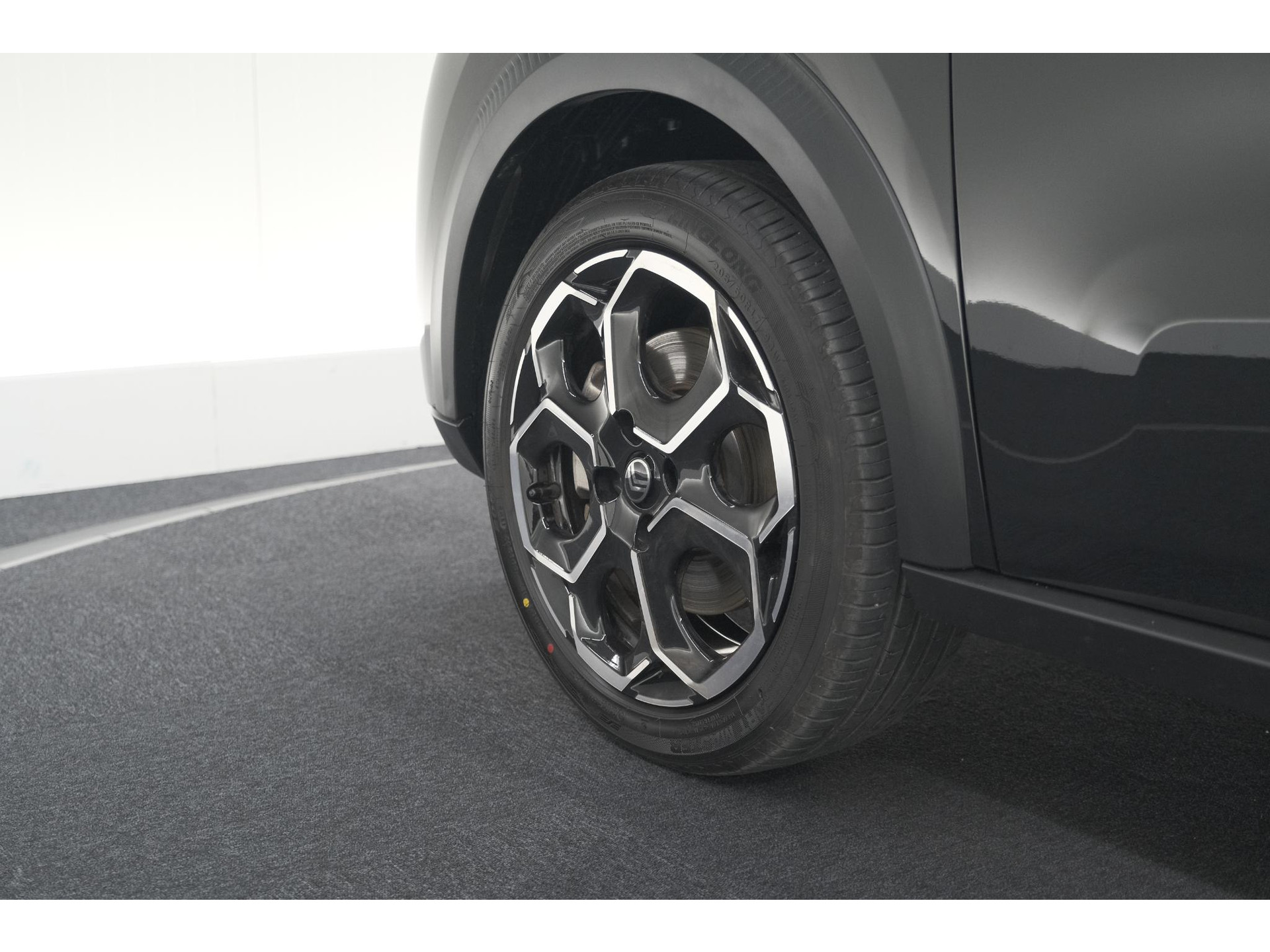 Citroen Ë-C3 Max 113pk 44 kWh | 7 KW Laadfunctie | Camera | Navigatie | Apple Carplay | Parkeersensoren