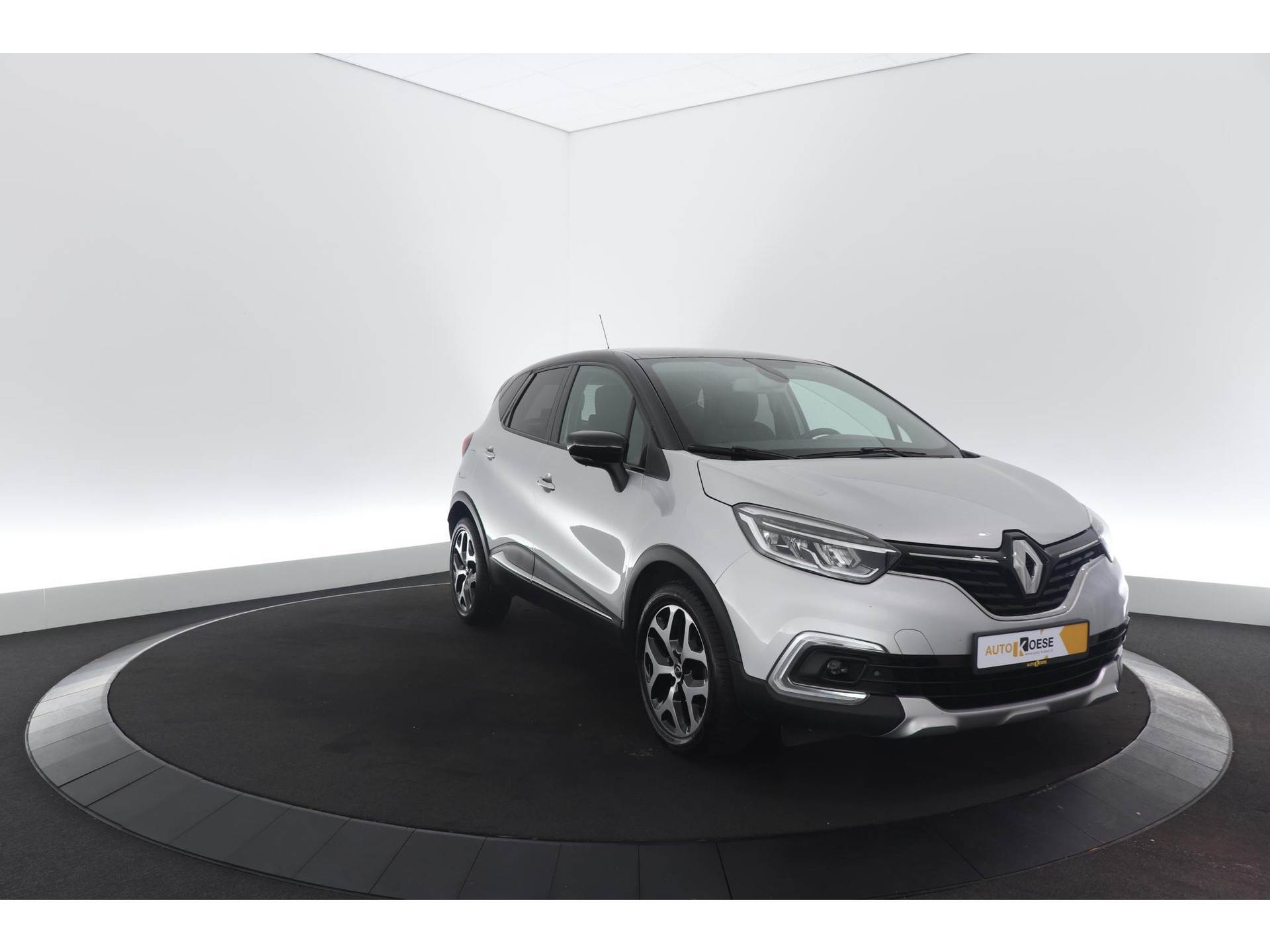 Renault Captur 1.3 TCe Intens | Trekhaak afneembaar | Navigatie | Parkeersensoren