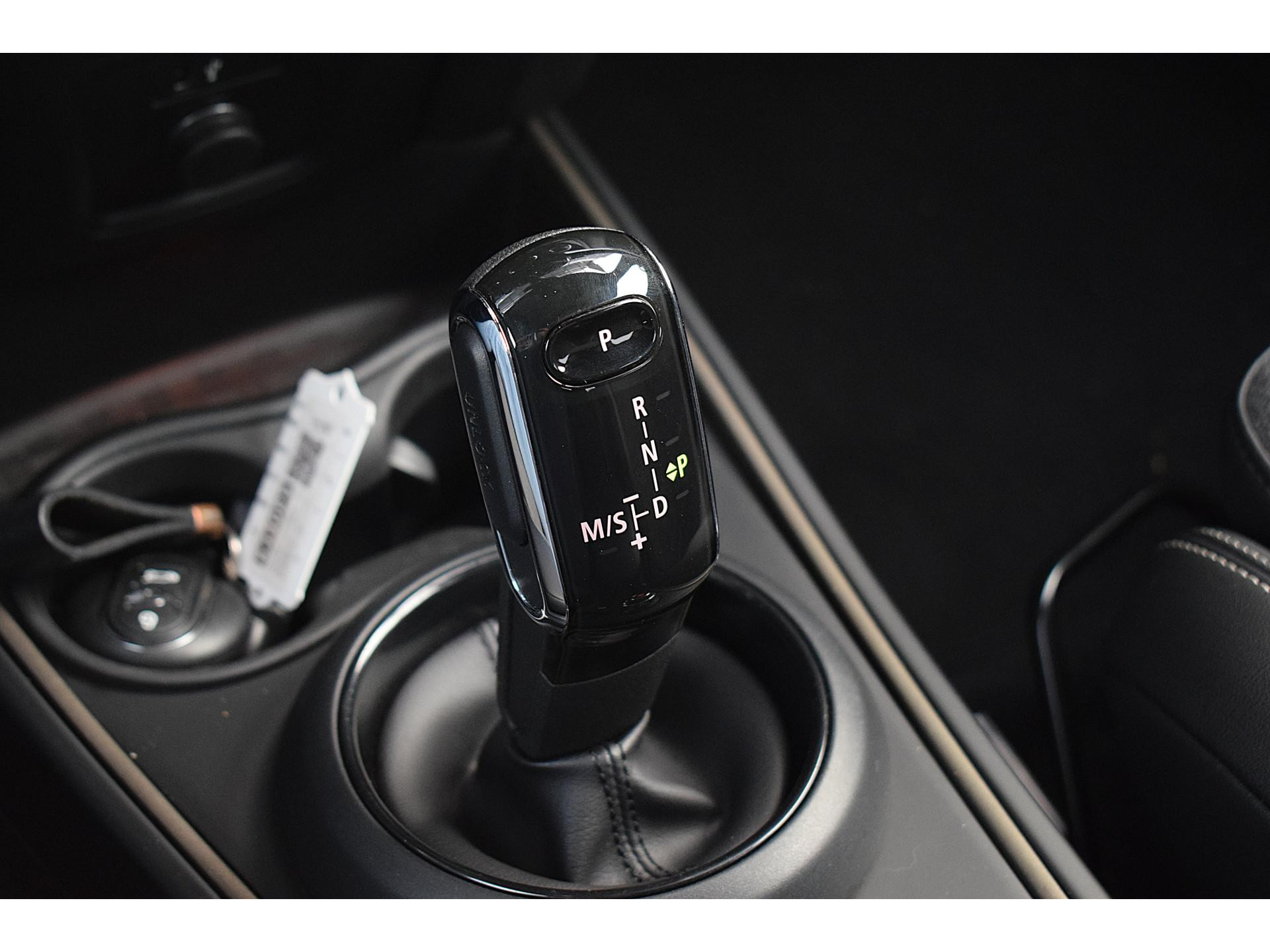 MINI Countryman Mini 1.5 Cooper Chili | Apple CarPlay | Half Leer | Stoelverwarming
