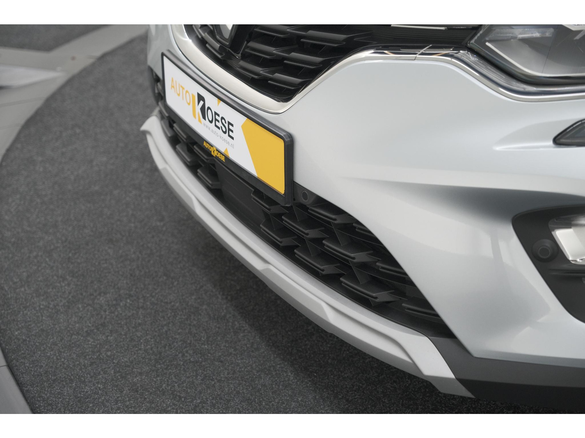 Renault Captur Mild Hybrid 140 EDC Techno | Camera | 9.3 Inch Scherm | Apple Carplay | Parkeersensoren | Allseason Banden | Stoelverwarming