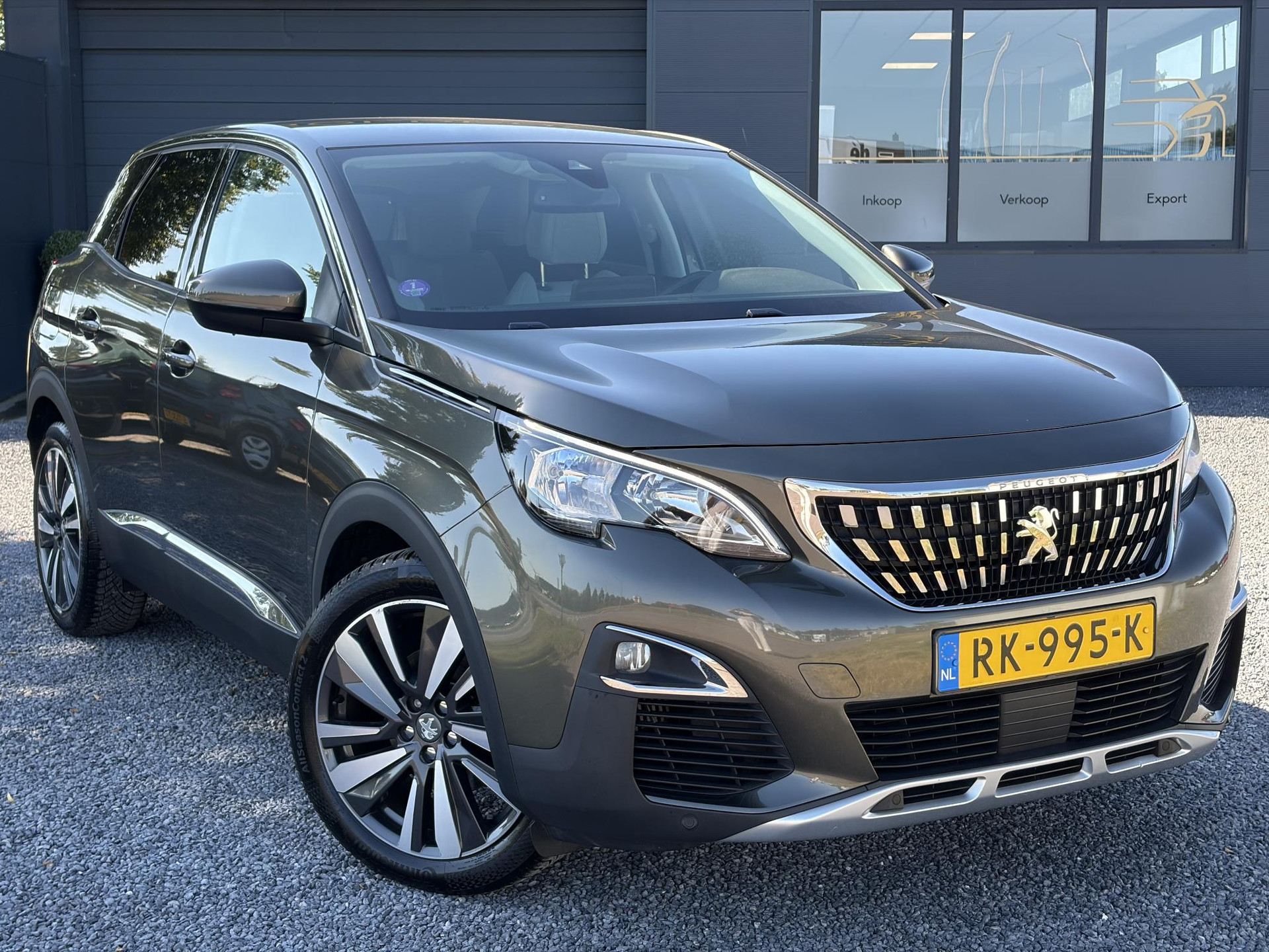 Peugeot 3008 1.2 PureTech Allure 2e Eigenaar l D-riem vv in 2023 l 360° Camera l Carplay l Dealer Onderhouden l Keyless l Stoelverwarming l Dodehoek l 6 Bak l Pdc V+A l 131pk l Bj 12-2017 l 19'' Lmv l Apk tot 12-2026