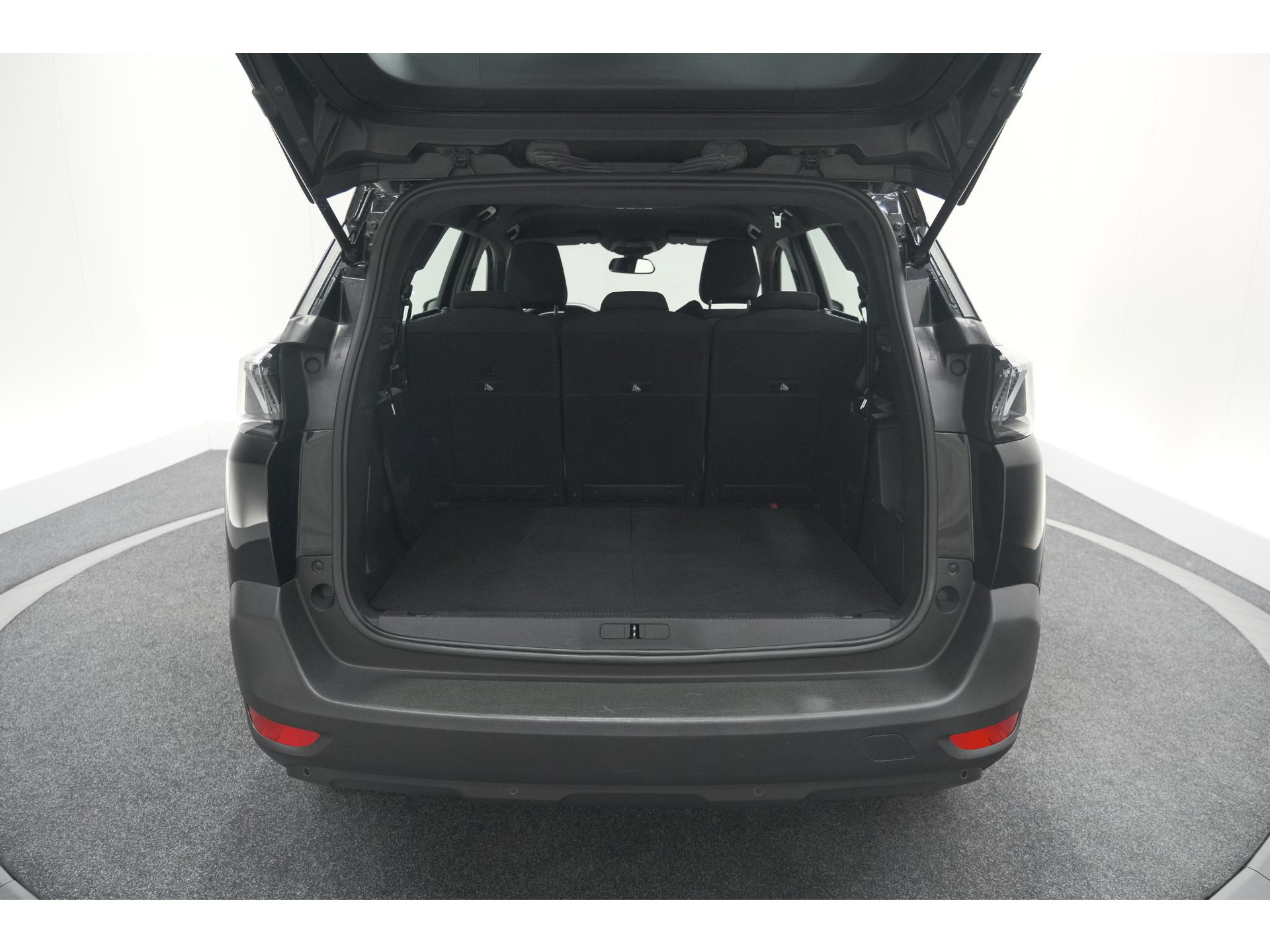 Peugeot 5008 PureTech 130 EAT8 Active Pack Business | 7 Zitplaatsen | Camera | Navigatie | Apple Carplay | Parkeersensoren
