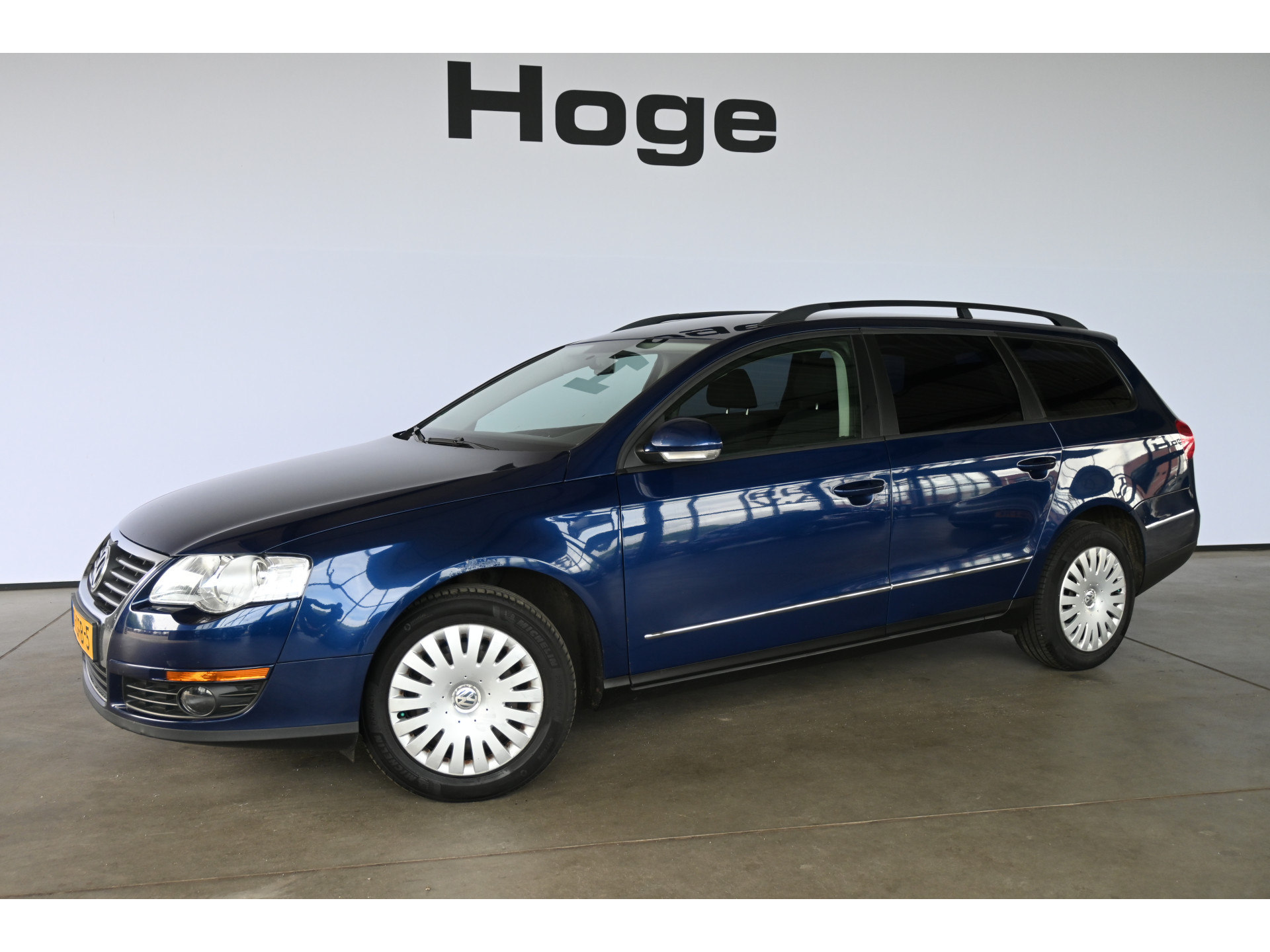 Volkswagen Passat Variant 1.9 TDI Trendline BlueMotion Airco Cruise control Trekhaak Inruil Mogelijk!