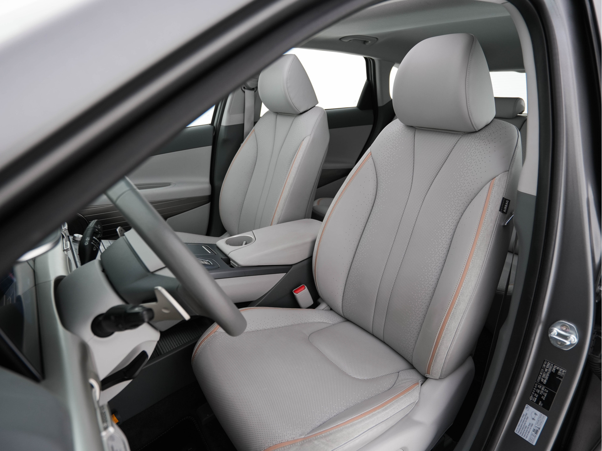 Hyundai NEXO FCEV Plus Pack [ HYDROGENIUM ] (INCL-BTW) Aut. *PANO | LEATHER | NAVI-FULLMAP | ADAPTIVE-CRUISE |  FULL-LED | KEYLESS | DAB |  KRELL-AUDIO | DIGI-WIDESCREEN-COCKPIT | SURROUND-VIEW | SHIFT-PADDLES | COMFORT-SEATS |