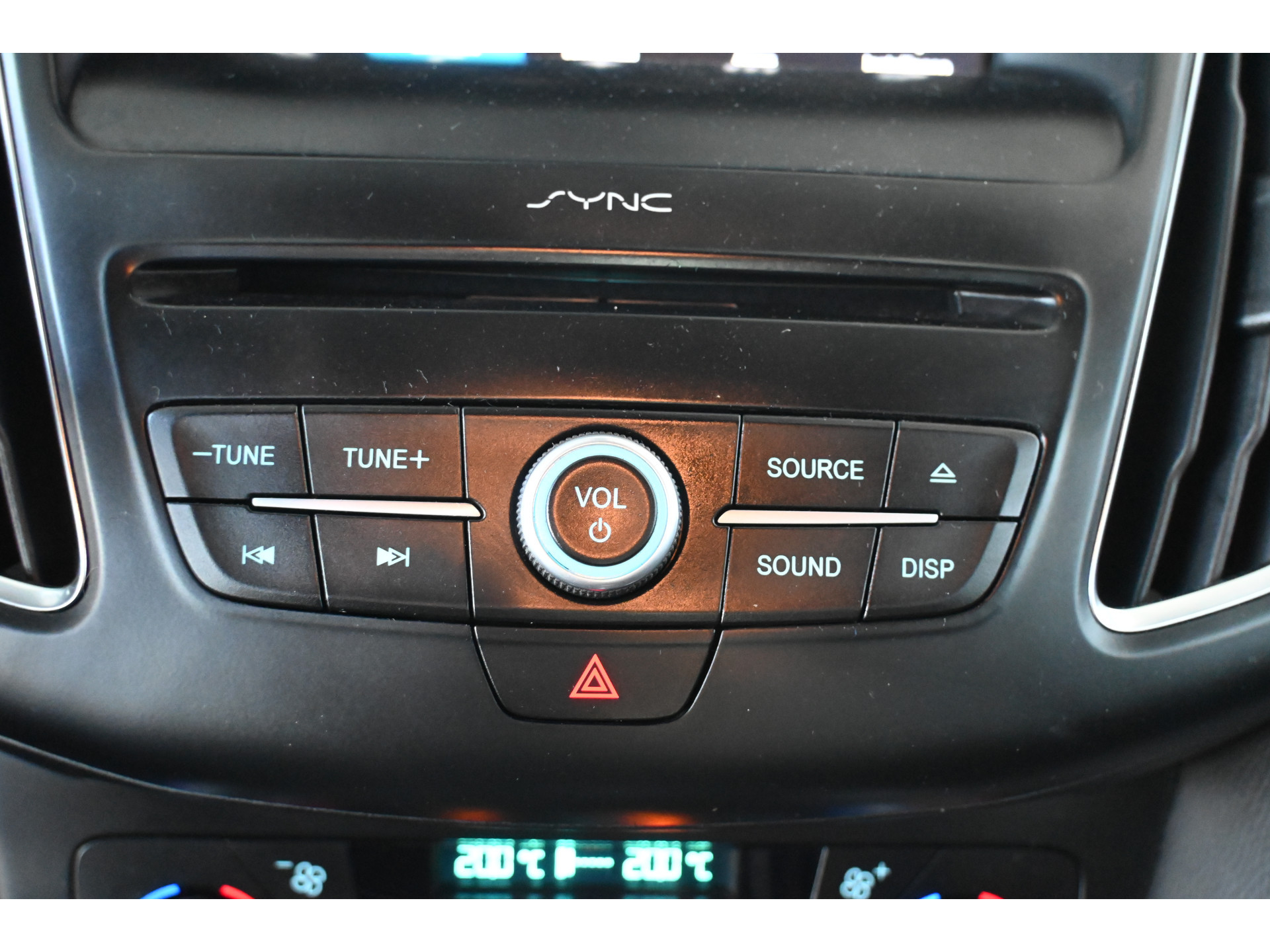 Ford Focus Wagon 1.5 ST-Line Clima Navigatie Cruise Control Trekhaak Rijklaarprijs Inruil Mogelijk!