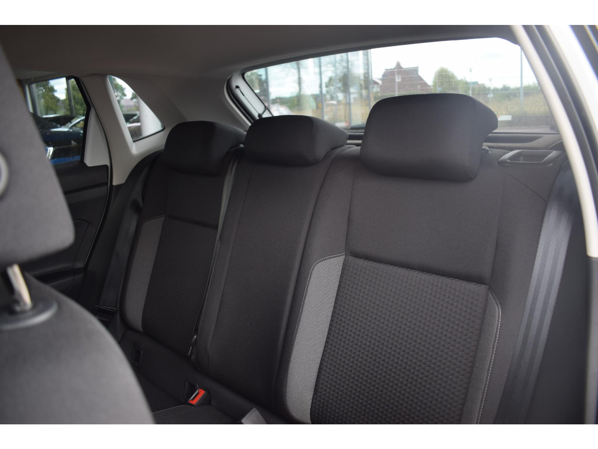 Volkswagen Polo 1.0 TSI Life Business | Automaat | CarPlay | Stoelverw. | Camera