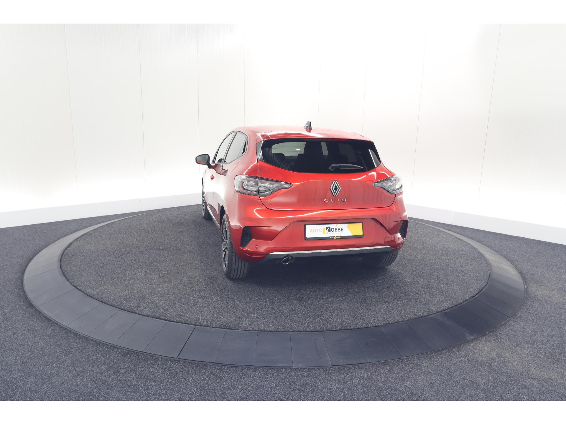 Renault Clio TCe 90 GPF Techno | 360 Camera | Adaptieve Cruise Control | 9.3 Inch Groot Scherm