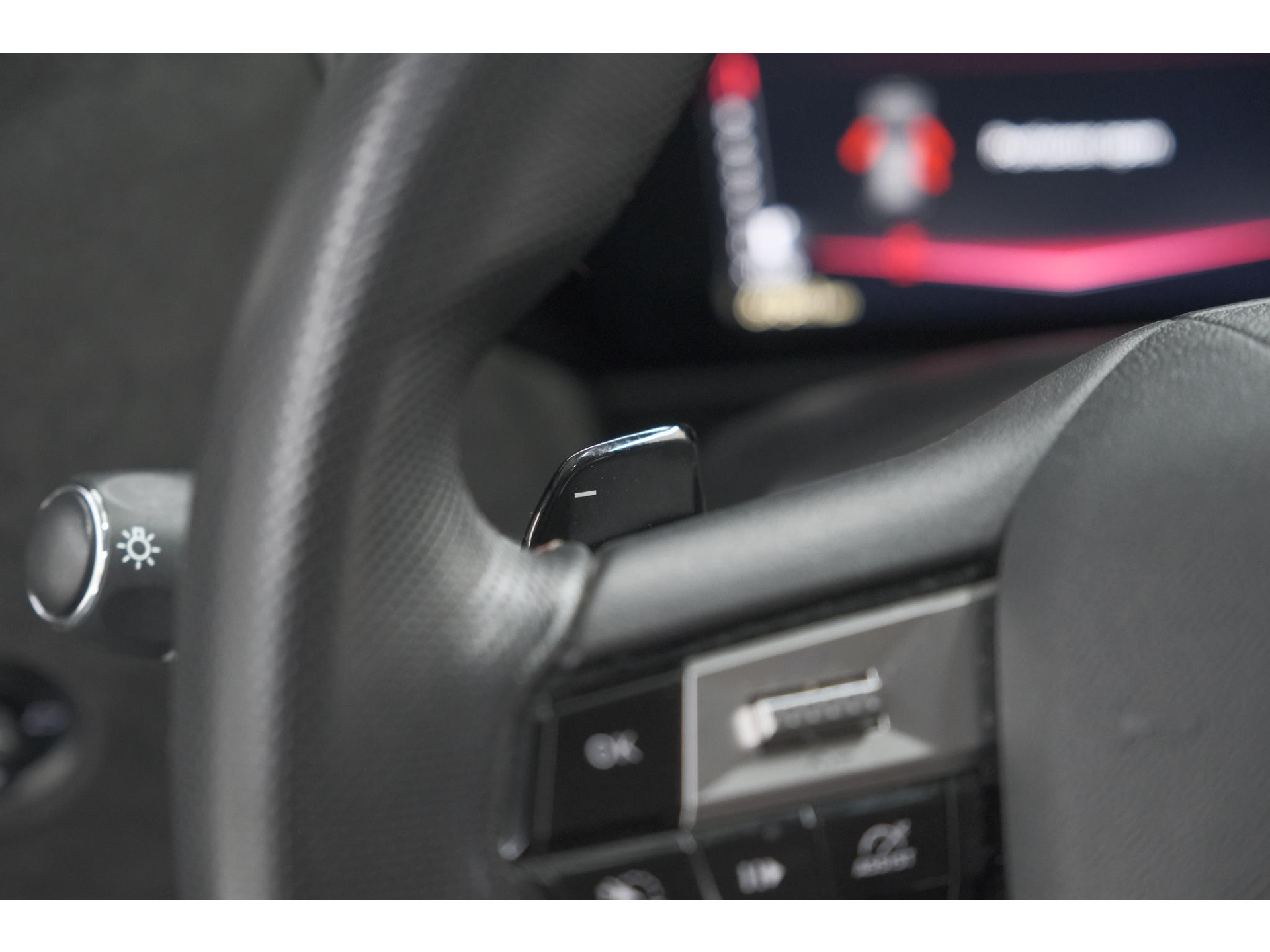 DS 4 PureTech 130 EAT8 Performance Line | Camera | Apple Carplay | Alcantara® bekleding | Parkeersensensoren