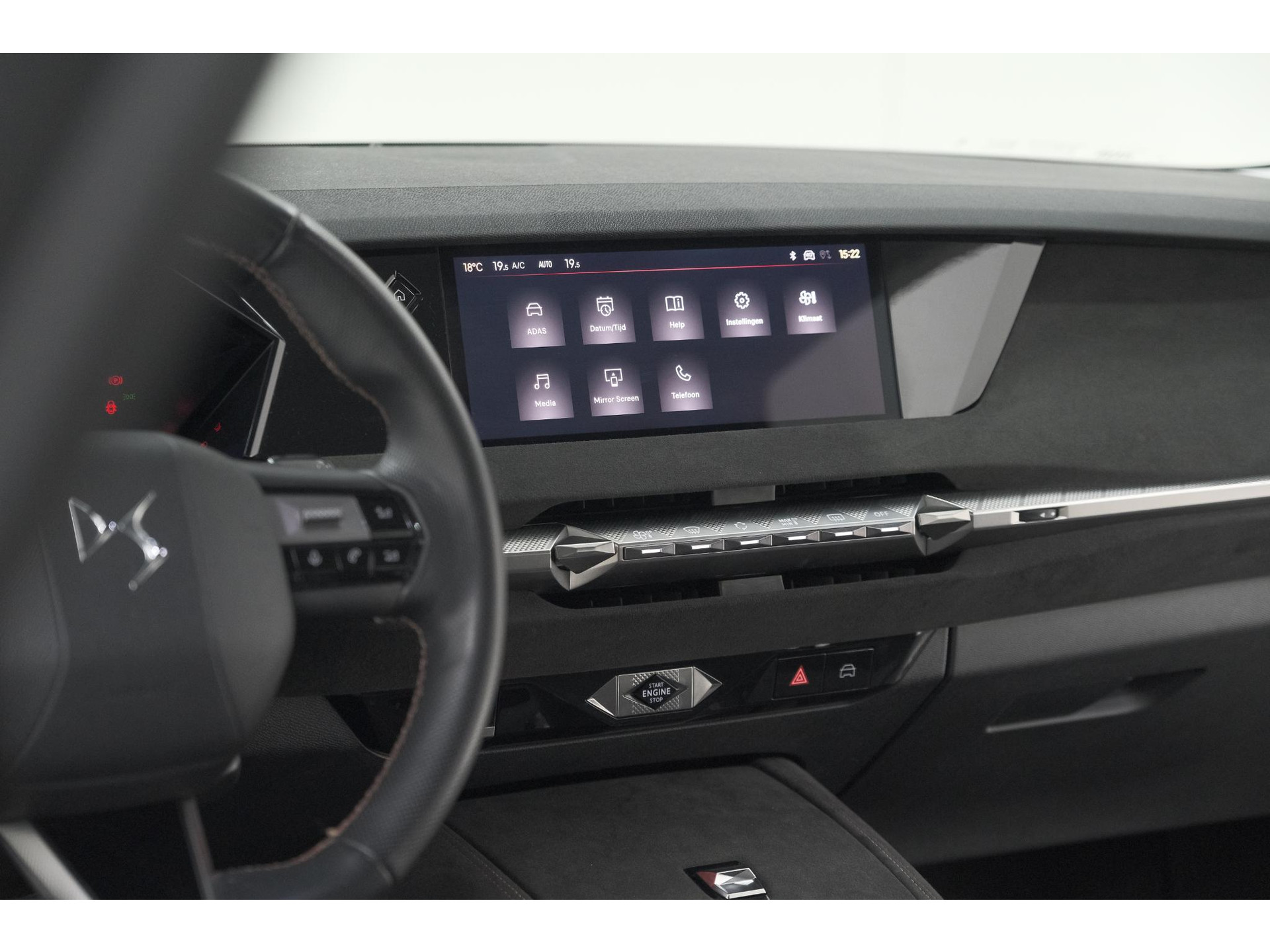 DS 4 PureTech 130 EAT8 Performance Line | Camera | Apple Carplay | Alcantara® bekleding | Parkeersensensoren