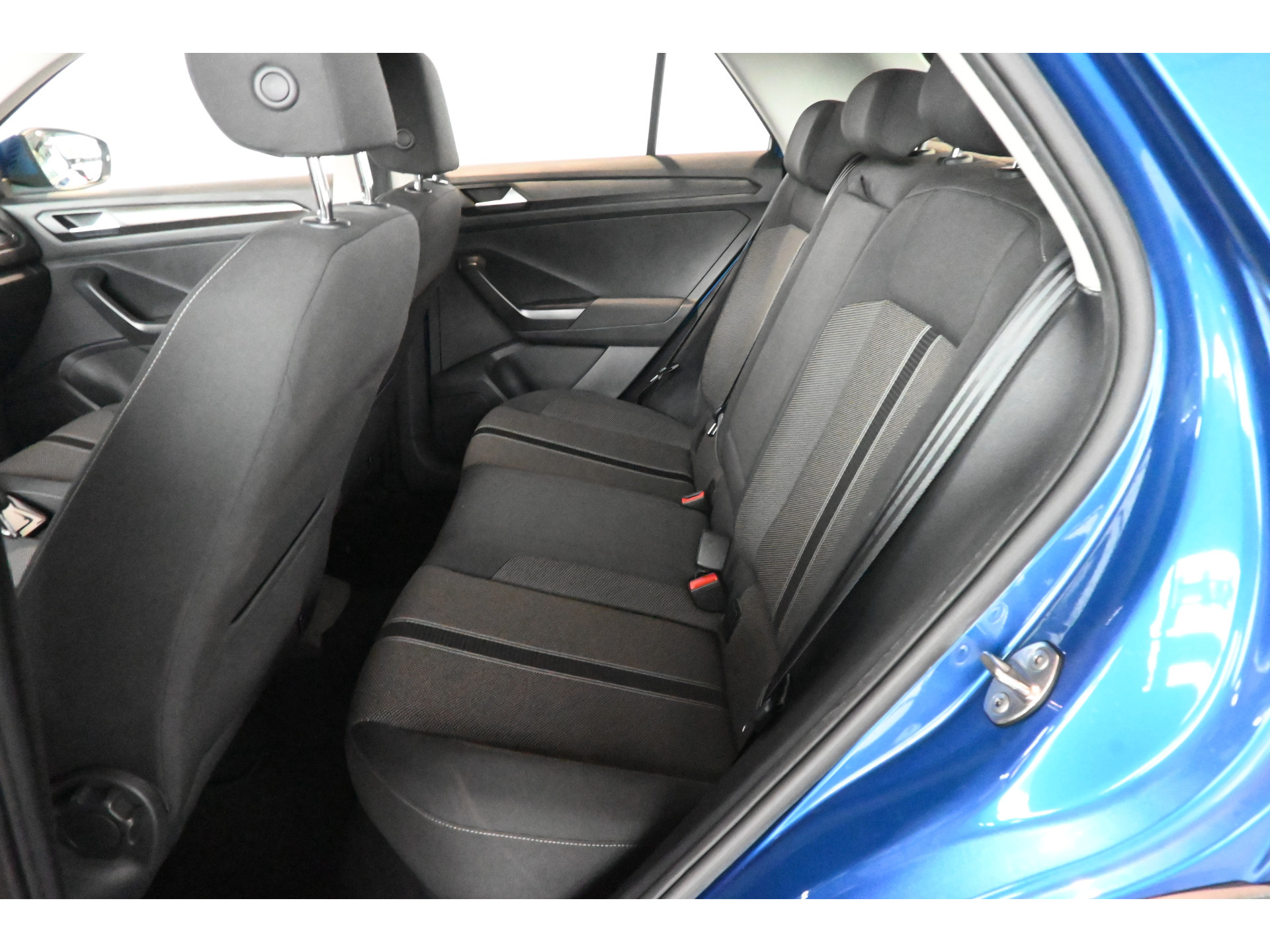 Volkswagen T-Roc 1.5 TSI Style Automaat Clima Carplay Cruise Control Trekhaak Rijklaarprijs! Inruil Mogelijk!