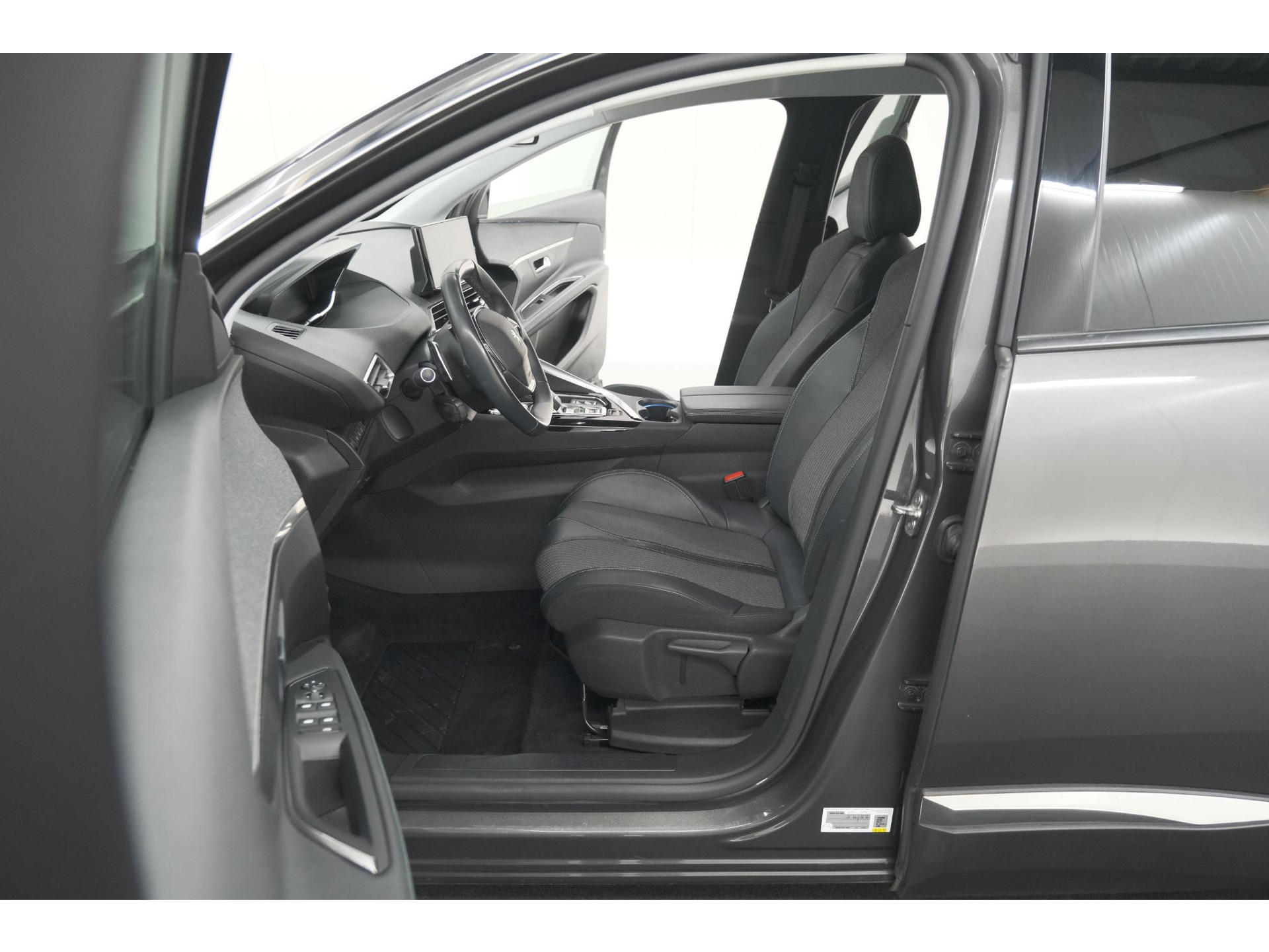 Peugeot 3008 PureTech 130 EAT8 Allure | Camera | Adaptieve Cruise Control | Elektrische Kofferklep