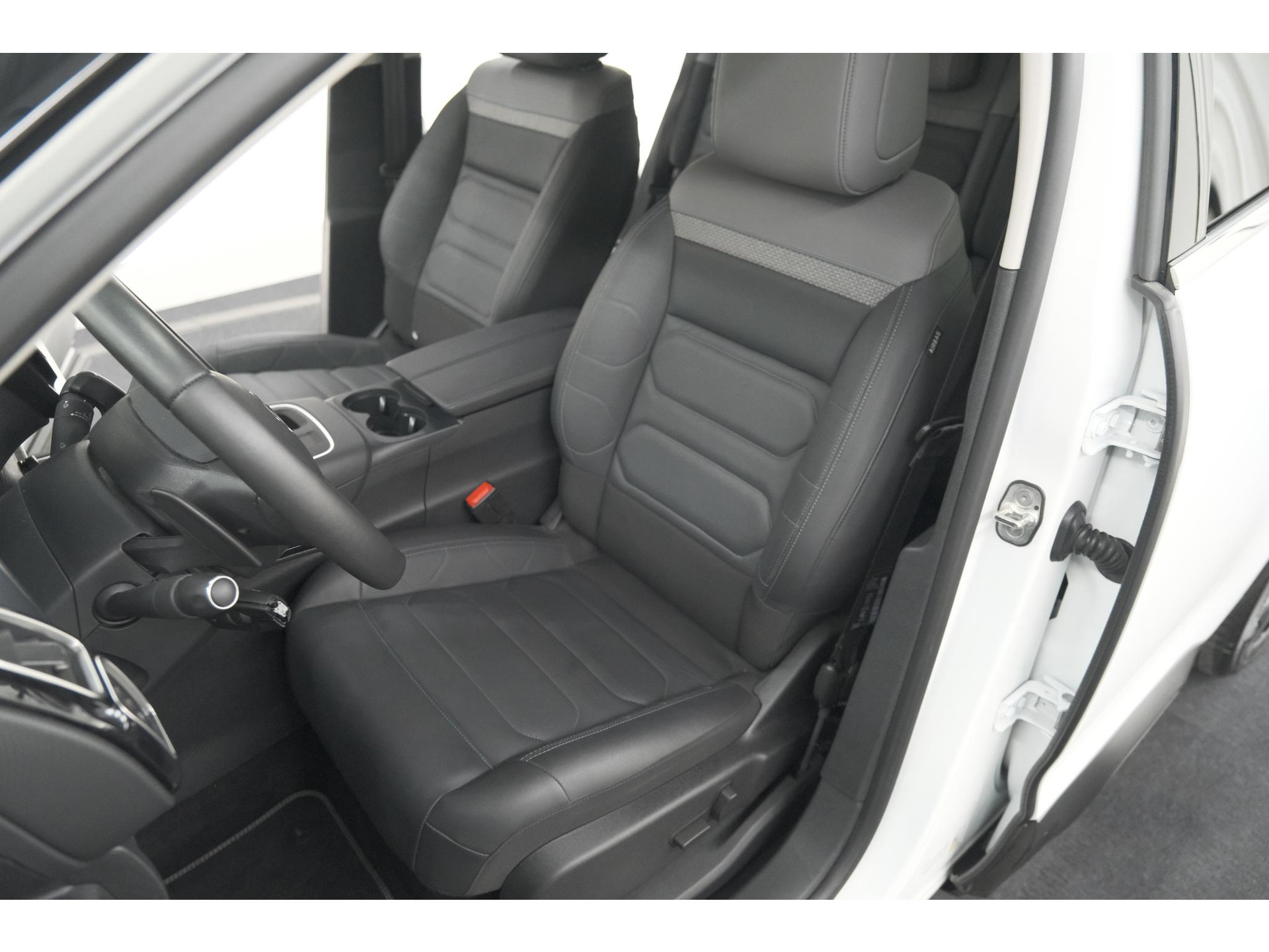 Citroen C5 Aircross 1.6 Plug-in Hybrid 225 Shine | Adaptieve Cruise Control | Pack Ambiance | Camera