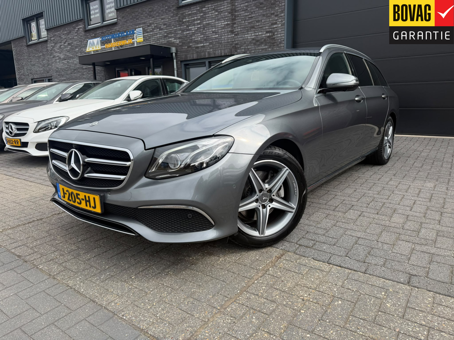Mercedes-Benz E-klasse Estate 200 Premium 3/6/12 MND GARANTIE  | AUTOMAAT | NIEUWE APK | LEDER | PDC | NAVI | CRUISE |