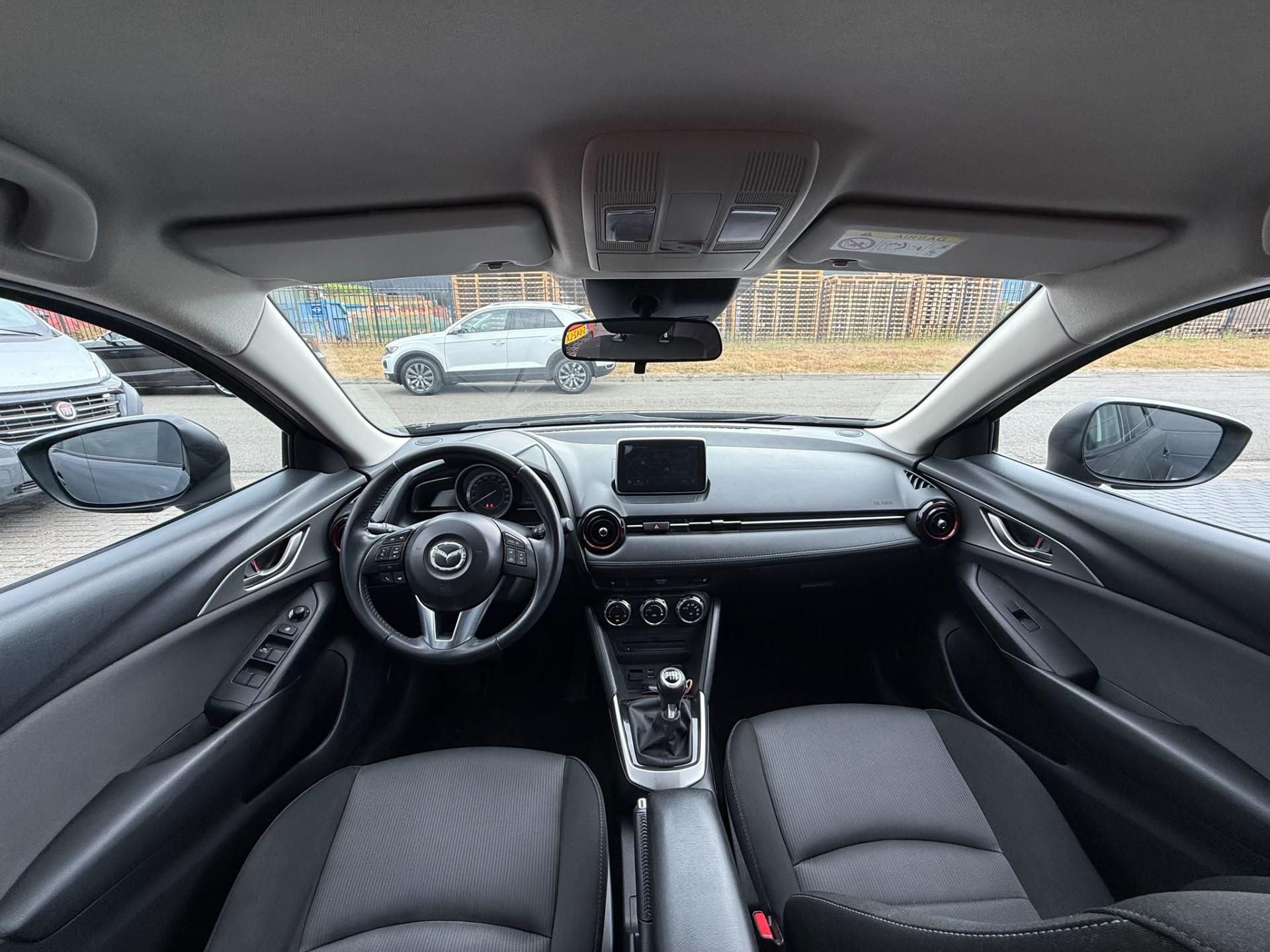 Mazda CX-3 2.0 SkyActiv-G 120 TS+ | 1E EIGENAAR | 3/6 OF 12 MND GARANTIE | NAVI | PDC | STOELVERWARMING |