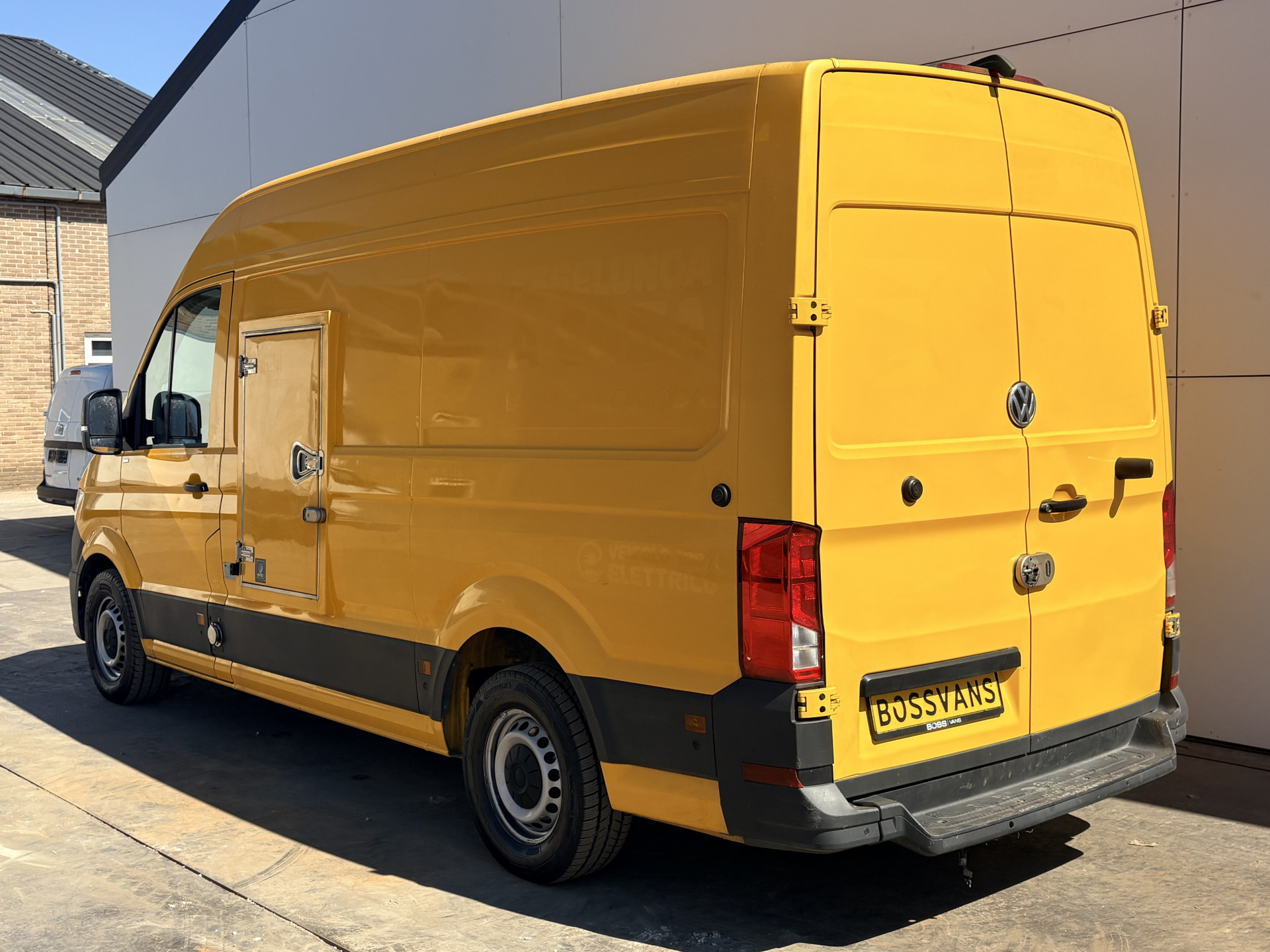 Volkswagen Crafter e-Crafter 36kWh 136PK Elektrisch Koelwagen Zanotti Nachtkoeling LED Climate Control Cruise Control Carplay Camera Parkeersensoren 360° Frigo Koeler Kühlwagen Night Cooling