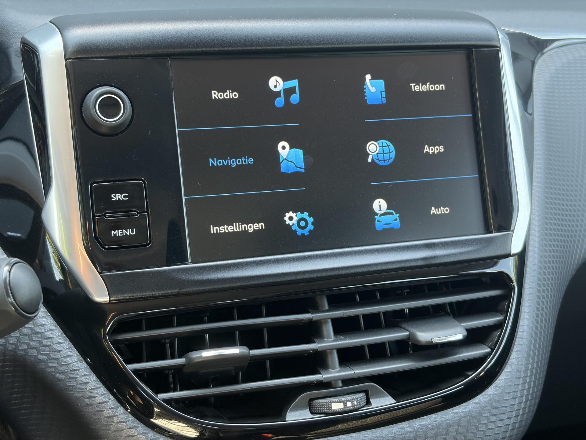 Peugeot 208 1.2 PureTech Allure 1e Eigenaar,D-riem vv in 2023,Afn.Trekhaak,Dealer Onderhouden,Carplay,Navi,Clima,Cruise,Lm velgen,110pk,N.A.P,Pdc,Apk tot 07-2027