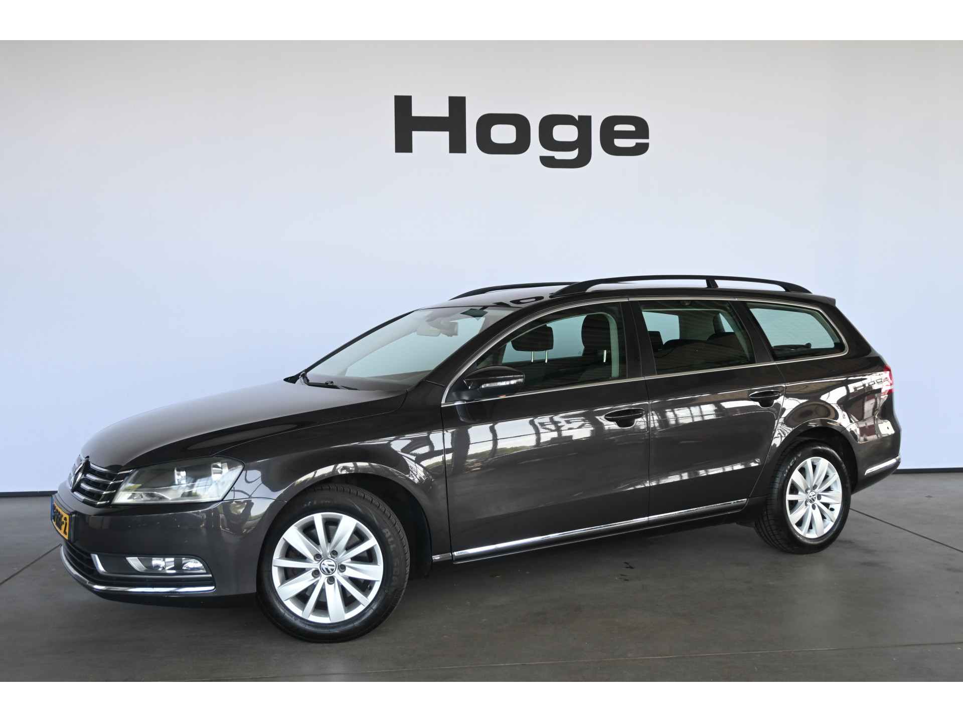 Volkswagen Passat Variant 1.4 TSI Comfortline BlueMotion Automaat Clima Cruise control Trekhaak Lichtmetaal Inruil Mogelijk!