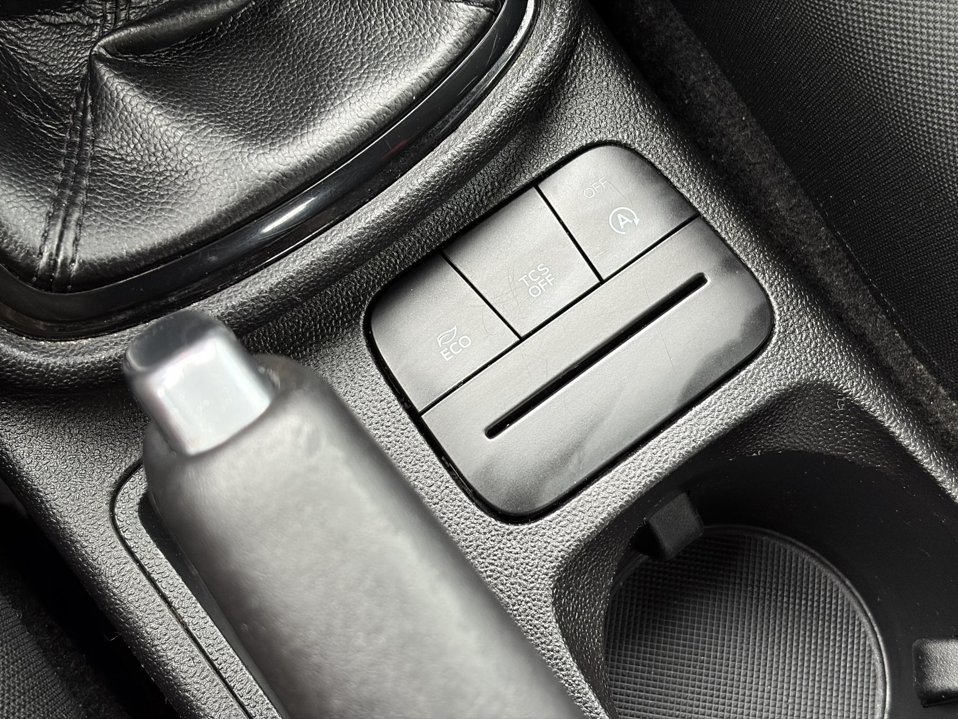 Ford Fiesta 1.1 Trend 2e Eigenaar,Airco,Cruise,5 Deurs,N.A.P,Recent beurt gehad,Rijstrooksensor,Apk tot 06-2027