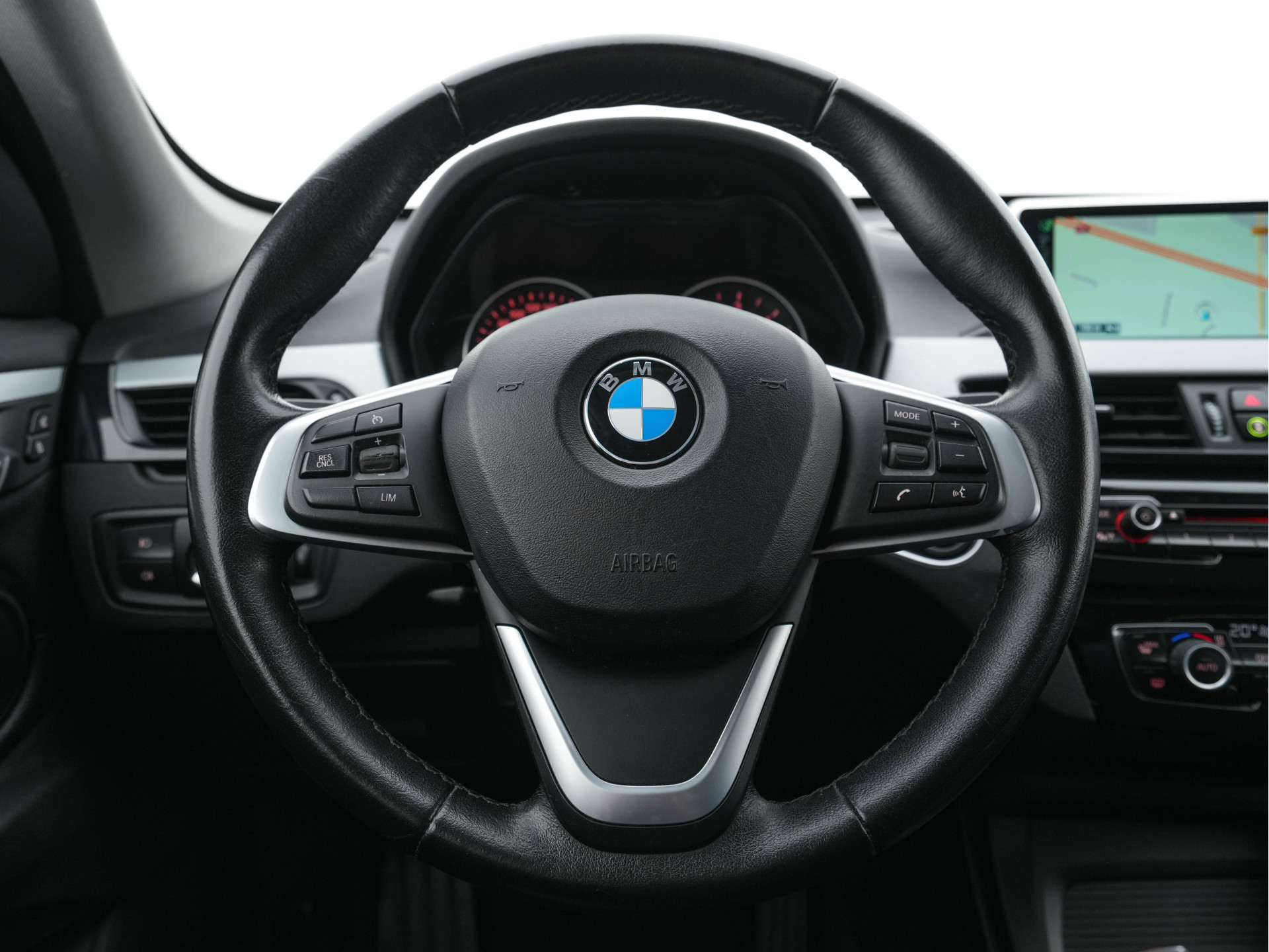 BMW X1 sDrive16d Centennial High Executive *LUXURY-LEATHER | NAVI-FULLMAP | HIFI-SOUND | FULL-LED | HEAD-UP | DAB | PRIVACY-GLASS | ECC | PDC | CRUISE | HEATED-COMFORTSEATS | TOWBAR | KEYLESS | 17"ALU*