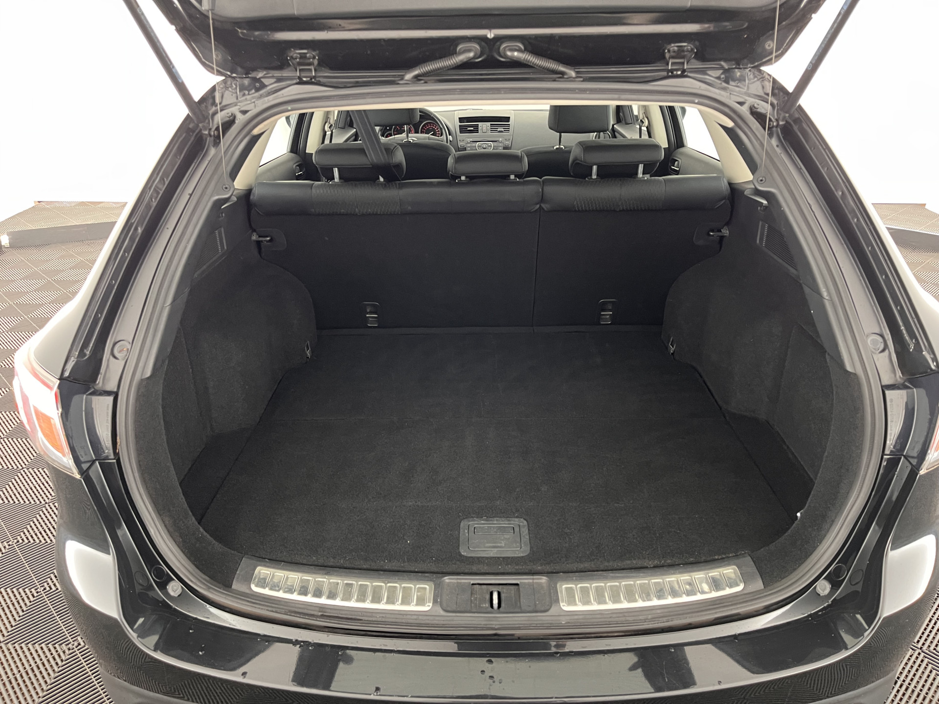 Mazda 6 Sportbreak 2.2 CiTD Business *AIRCO | CRUISE | COMFORT-SEATS | RADIO-CD/MP3 | 16''ALU*