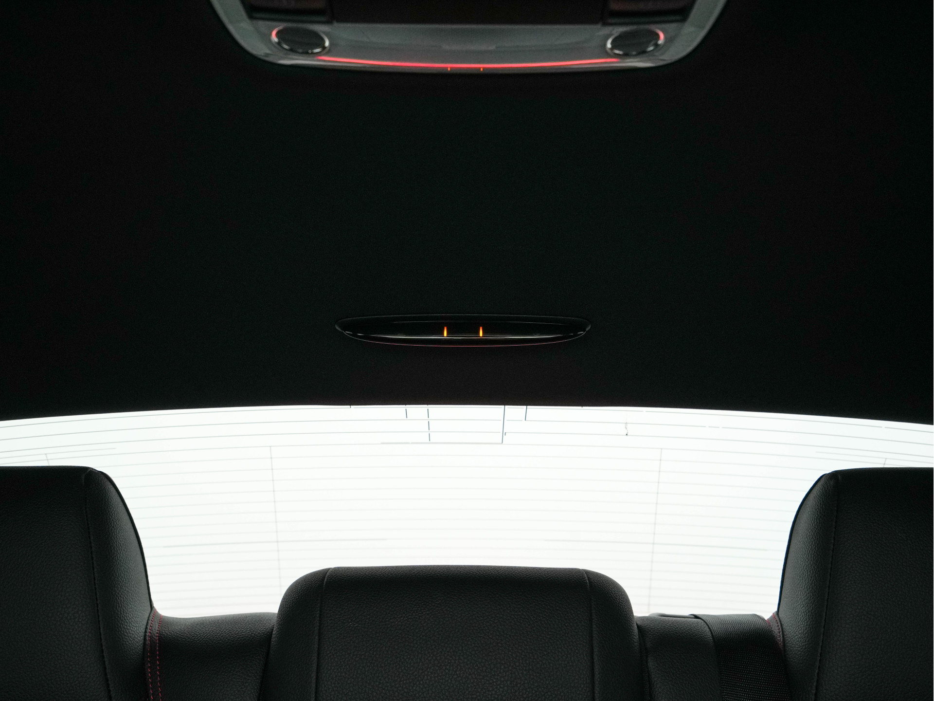 Mercedes-Benz CLA-klasse AMG 45 4MATIC Ambition Aut. *PANO | AMG-AERO-PACK | RECARO-SPORTSEATS | MICROFIBRE | FULL-LED | MEMORY-PACK | HARMAN/KARDON-SURROUD | KEYLESS | HEATED-SEATS | NAVI-FULLMAP | SHIFT-PADDLES | 19''ALU*