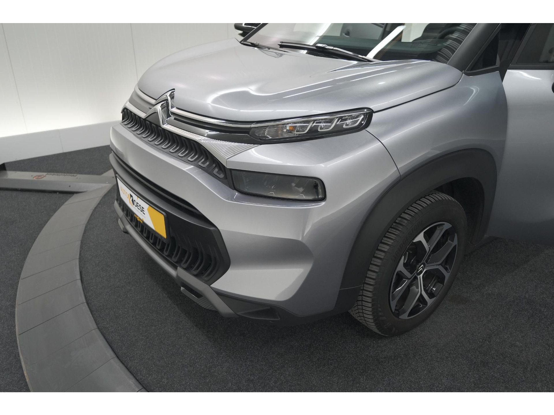 Citroen C3 Aircross PureTech 130 EAT6 Max | Allseason Banden | Parkeersensoren | Navigatie | Apple Carplay