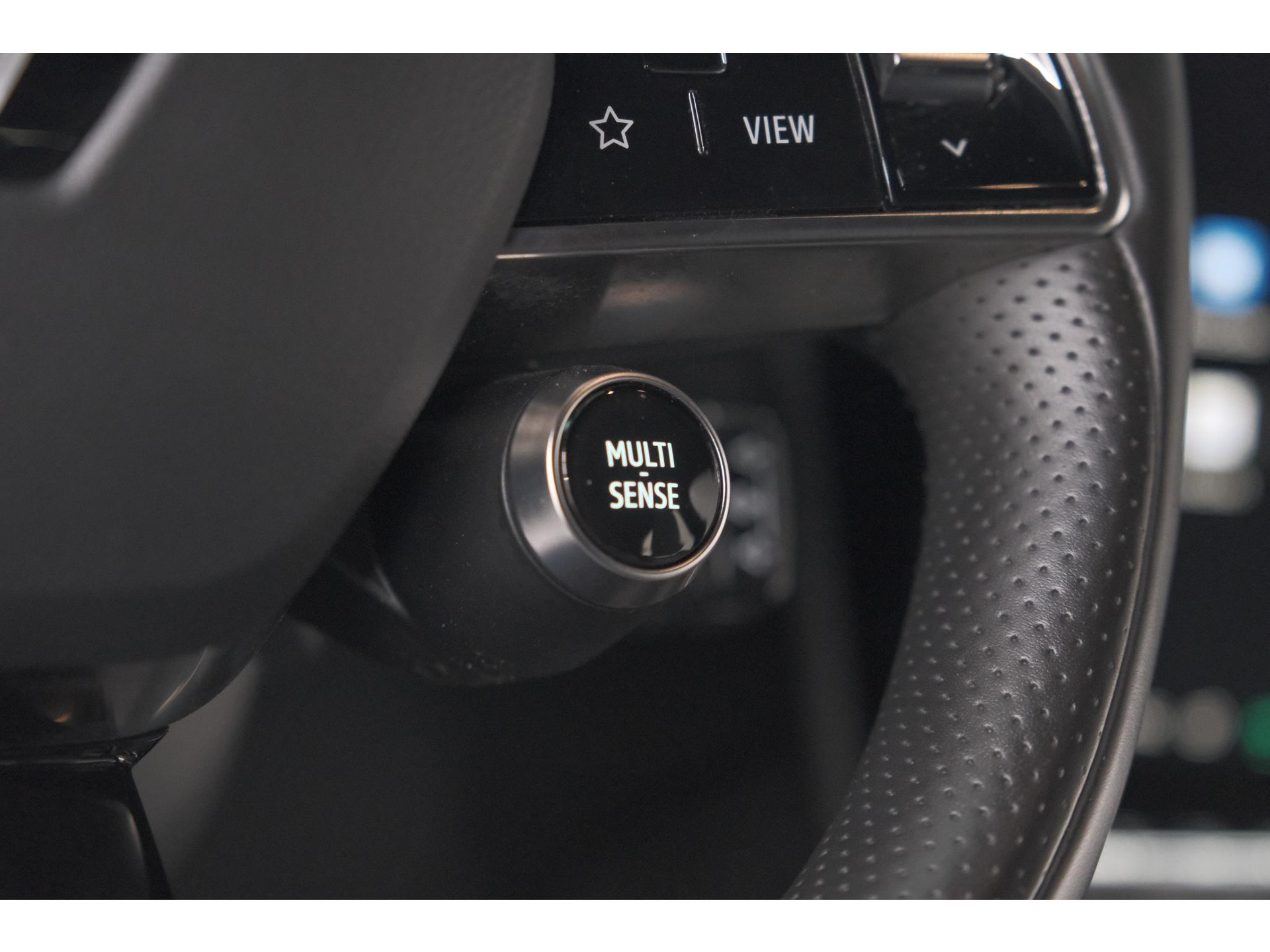 Renault Megane E-Tech EV40 Boost Charge Techno | Pack Winter | Camera | Apple Carplay