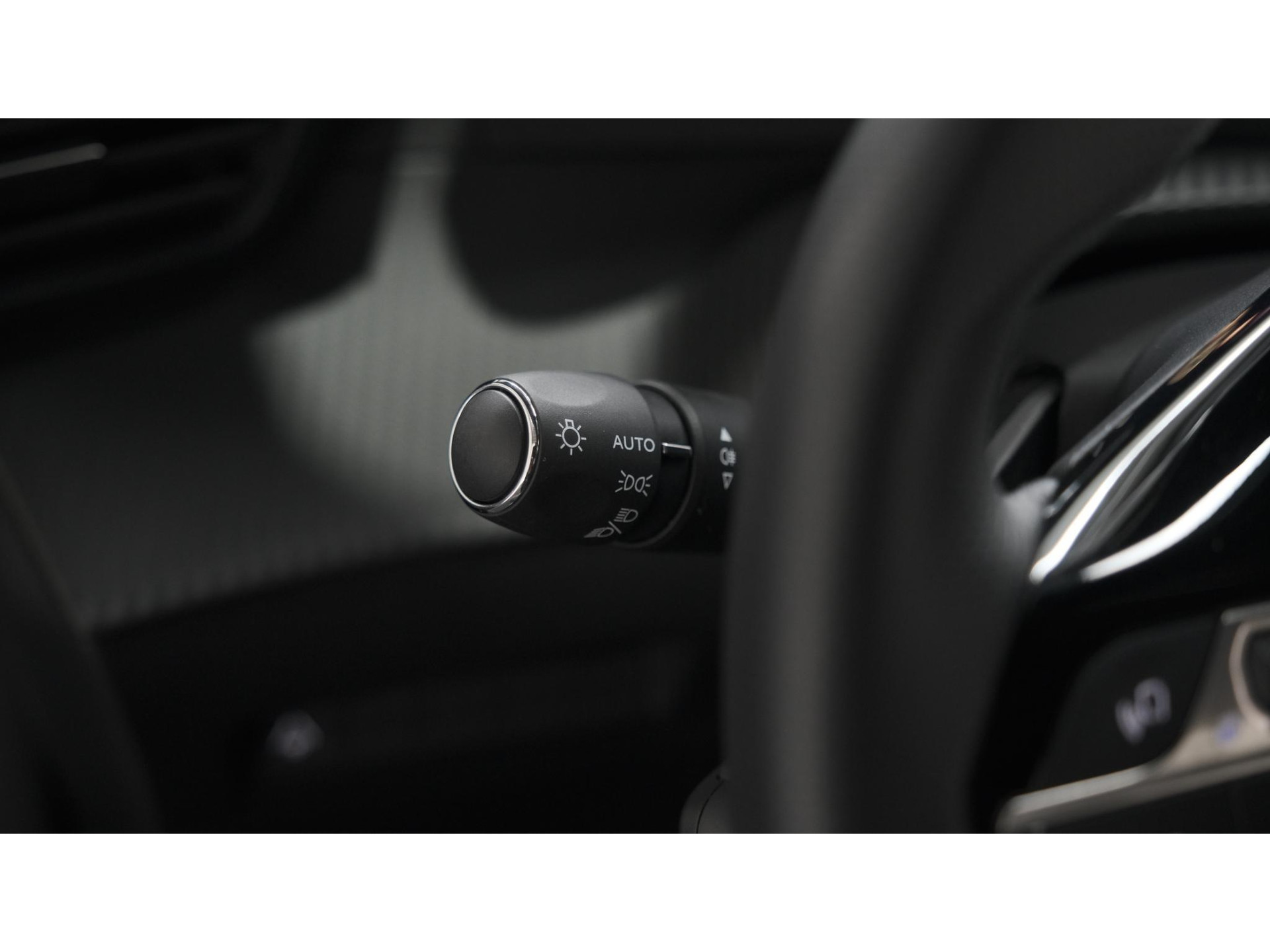 Peugeot 2008 PureTech 130 EAT8 GT | 360 Camera | Adaptieve Cruise Control | Dodehoekdetectie | Apple Carplay