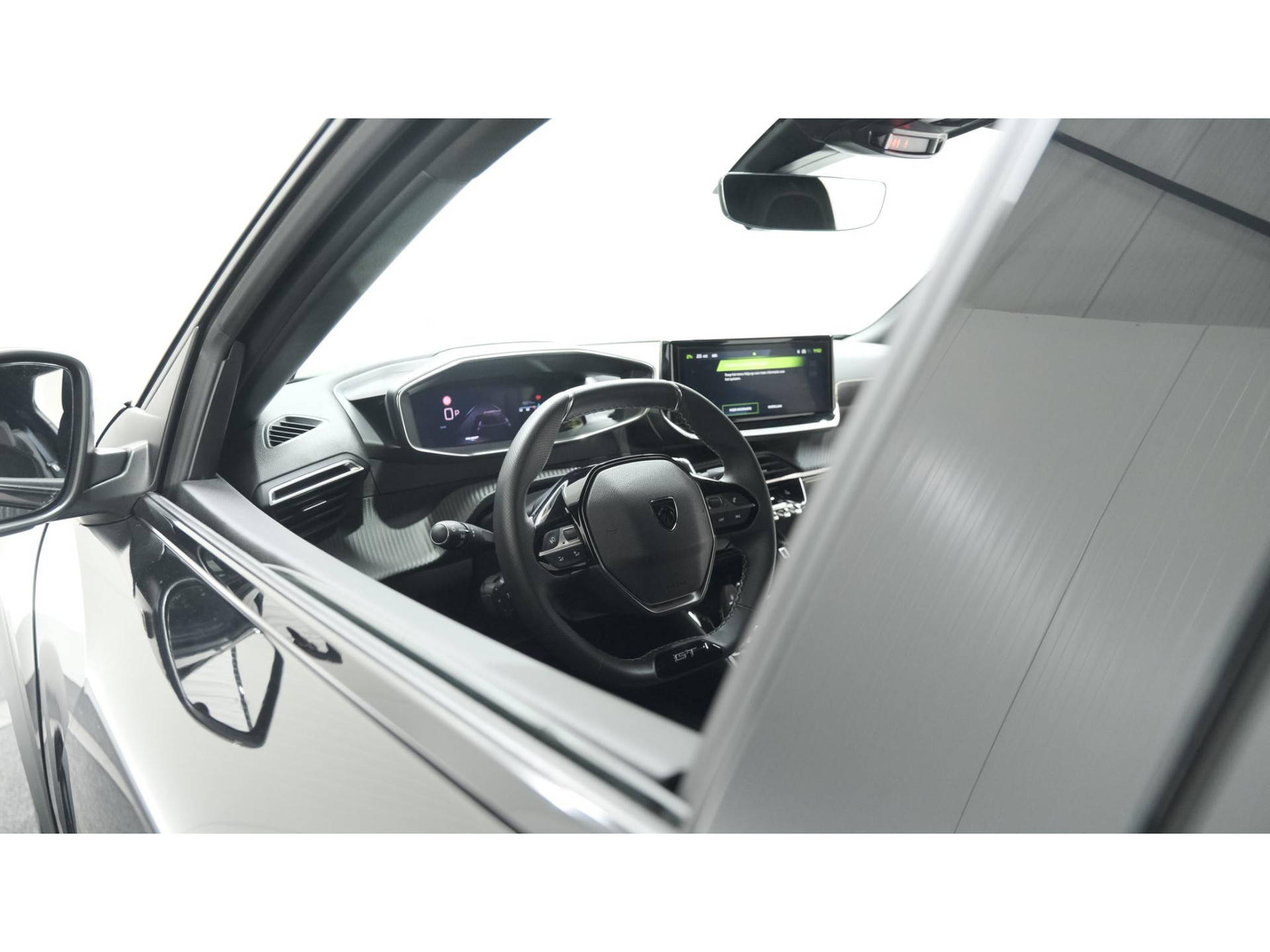 Peugeot 2008 PureTech 130 EAT8 GT | 360 Camera | Adaptieve Cruise Control | Dodehoekdetectie | Apple Carplay