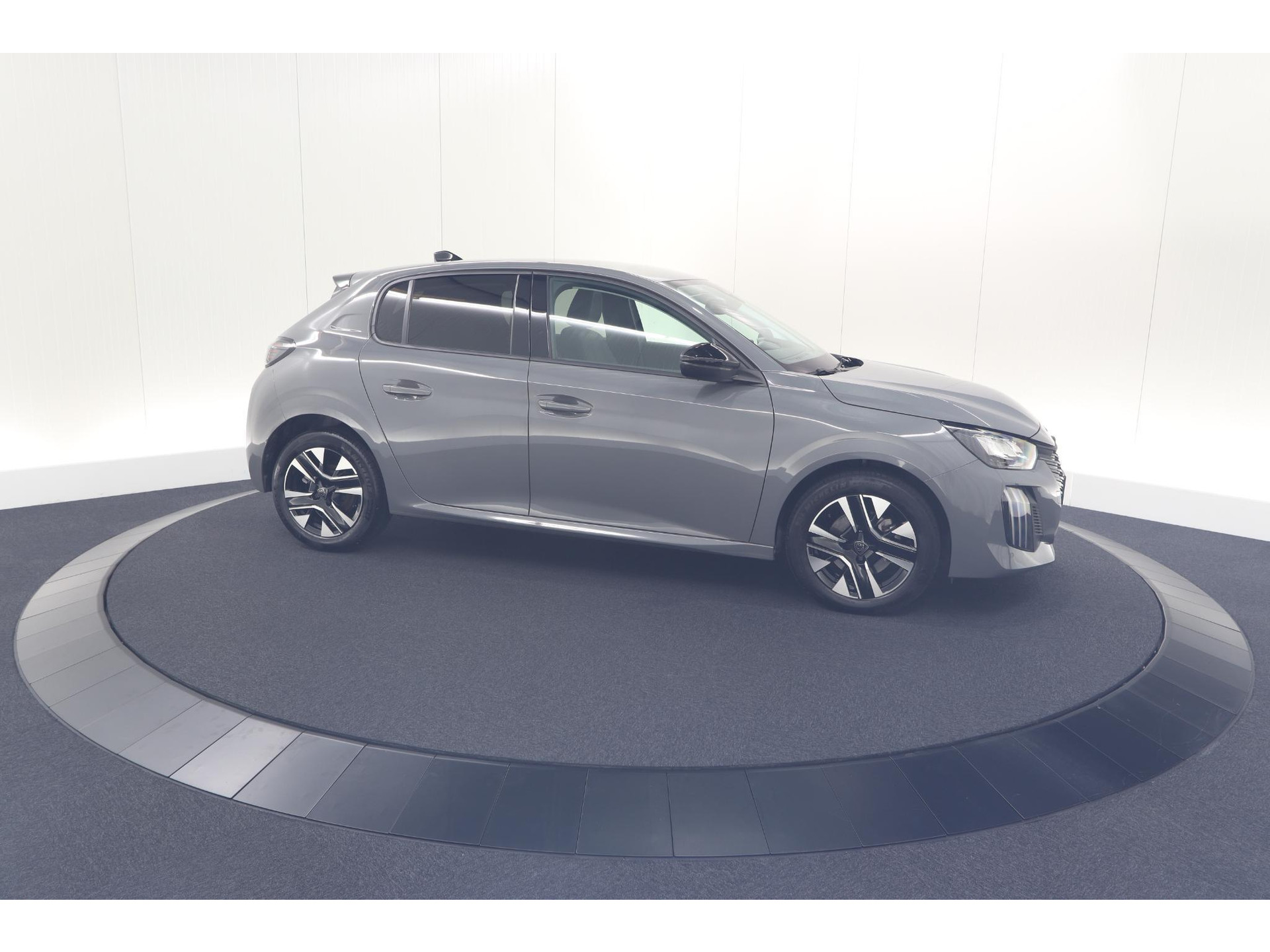 Peugeot 208 PureTech 100 Allure | Apple Carplay | Parkeersensoren | Climate Control