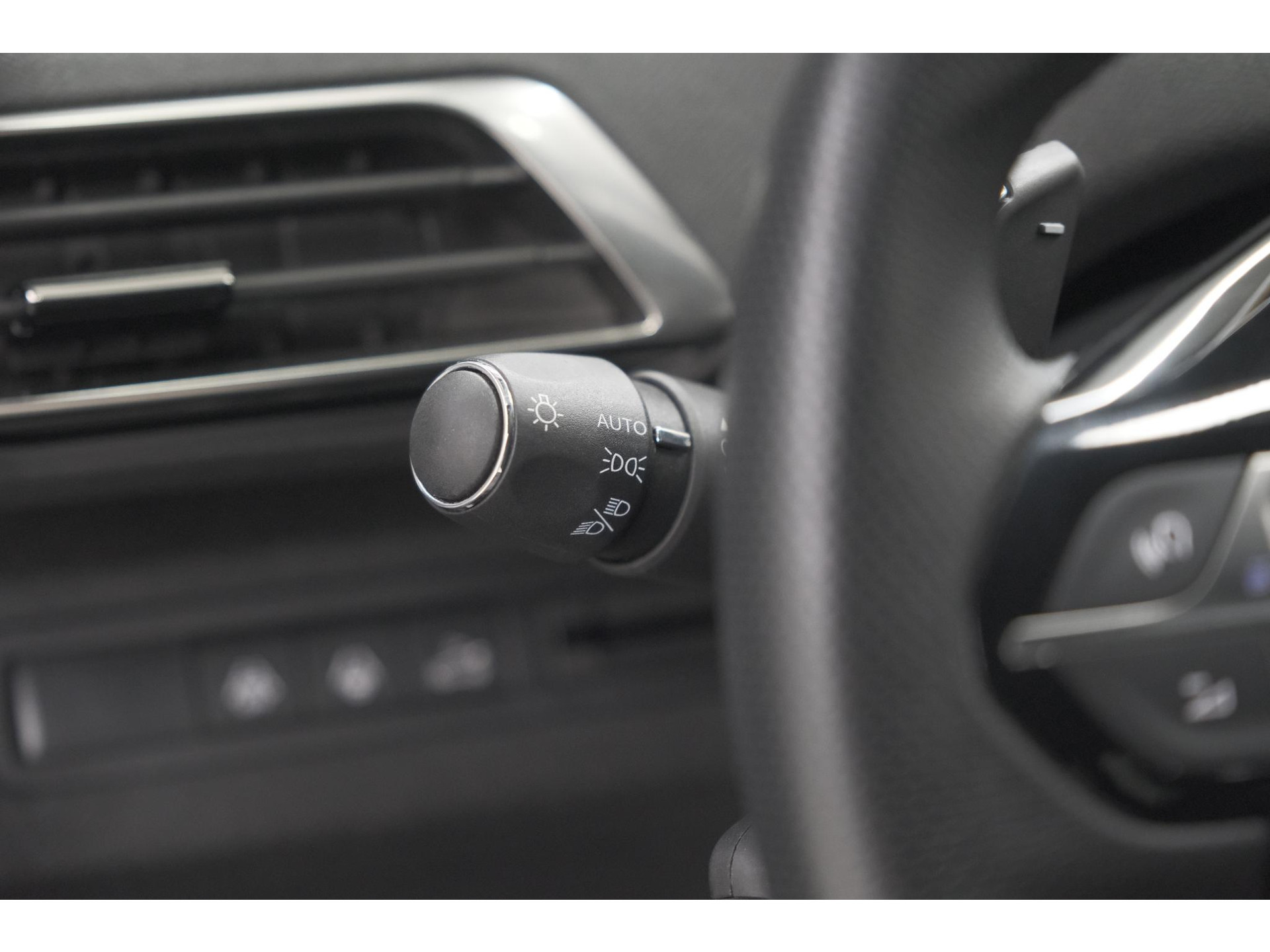Peugeot 3008 PureTech 130 EAT8 GT Black Pack | Camera | Adaptieve Cruise Control | Elektronische Kofferklep | Apple Carplay