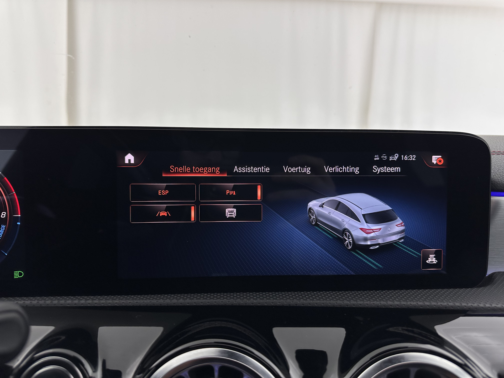 Mercedes-Benz CLA-klasse Shooting Brake 250 e AMG Limited Business Solution ( Plug-in ) (INCL-BTW) *PANO | LEATHER-MICROFIBRE | FULL-LED | AMBIENTLIGHT | BLINDSPOT | HEATED-SPORTSEATS | WIDESCREEN-DIGICOCKPIT | DAB+ | NAVI-FULLMAP | CAMERA | PRIVACYGLASS