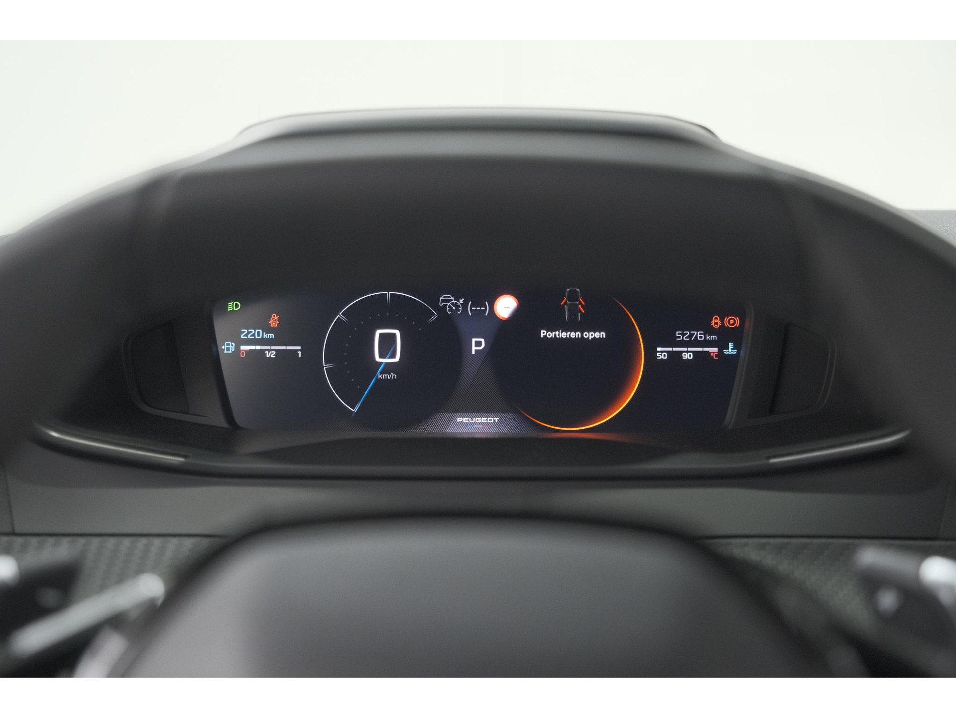 Peugeot 2008 1.2 Hybrid 145 Allure | 360 Camera | Adaptieve Cruise Control | Dodehoekdetectie | Apple Carplay