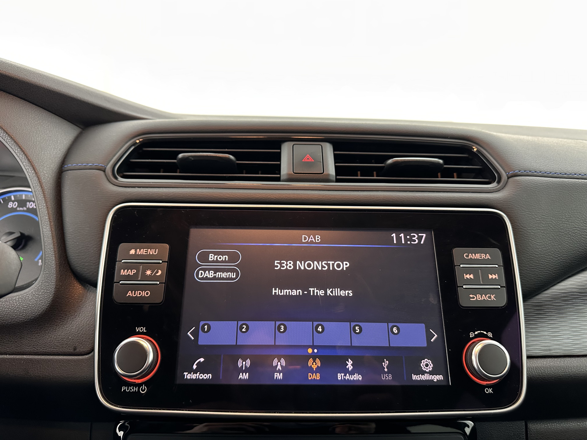 Nissan LEAF N-Connecta 40 kWh {SOH-90%} Aut. *HEATPUMP | ADAPTIVE-CRUISE | NAVI-FULLMAP | TOPVIEW | KEYLESS | BLINDSPOT |  DIGI-COCKPIT | HEATED-COMFORTSEATS | DAB | PRIVACYGLASS | ECC | PDC | CARPLAY | 17"ALU*