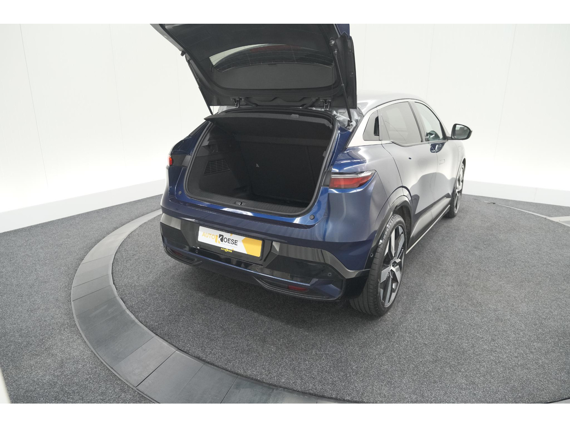 Renault Megane E-Tech EV60 Optimum Charge Techno | Pack Winter | Camera | Adaptieve Cruise Control | Dodehoekdetectie