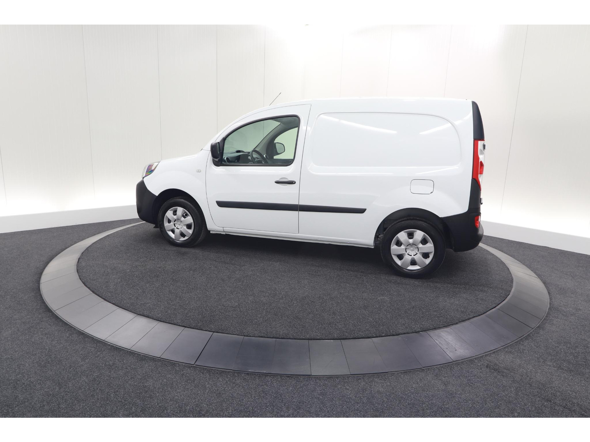 Renault Kangoo E-Tech 33 kWh 82 PK | Koopaccu | Airco | Cruise Control | DAB Radio