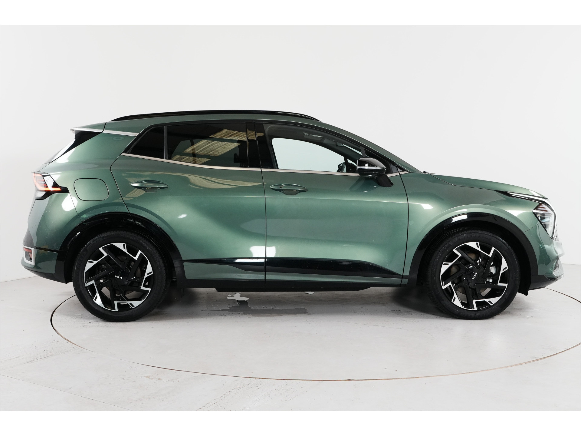 Kia Sportage 1.6 T-GDi 265 pk PHEV AWD GT-Line | SOH 100% | Trekhaak | Pano | Adaptive Cruise |